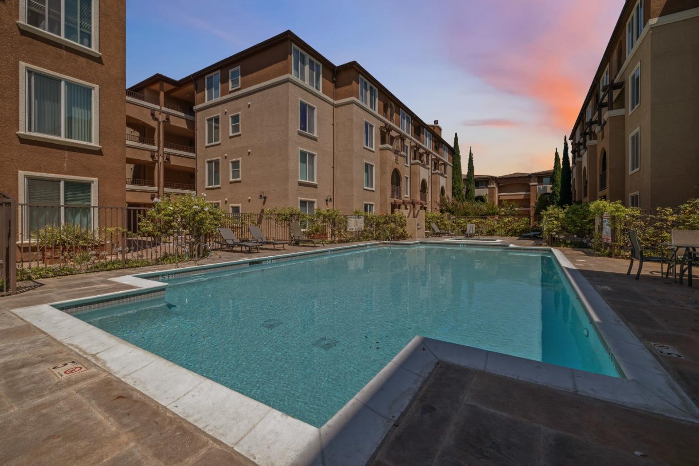 Detail Gallery Image 51 of 62 For 801 S Winchester Blvd #3206,  San Jose,  CA 95128 - 1 Beds | 1 Baths