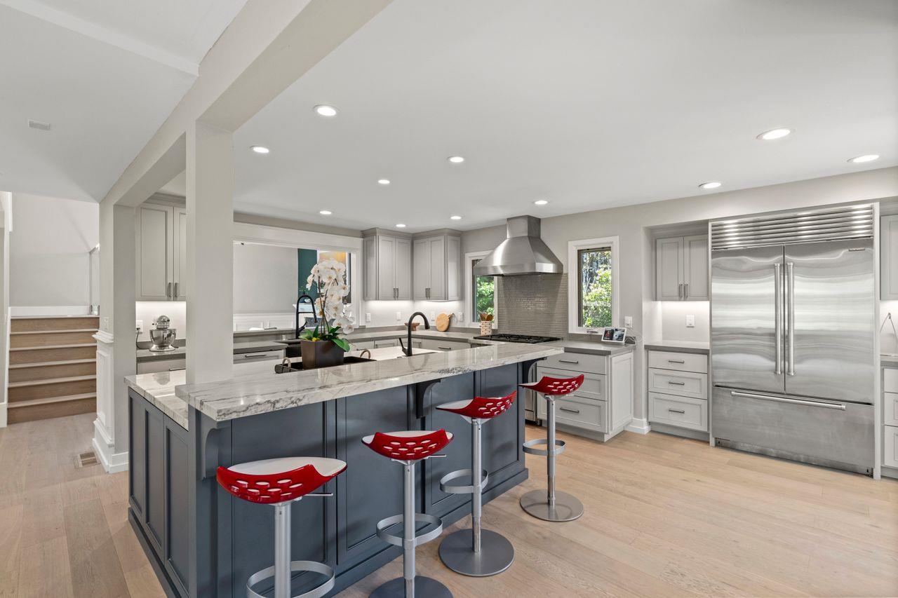 Detail Gallery Image 4 of 31 For 145 Central Ave, Los Gatos,  CA 95030 - 5 Beds | 4/1 Baths