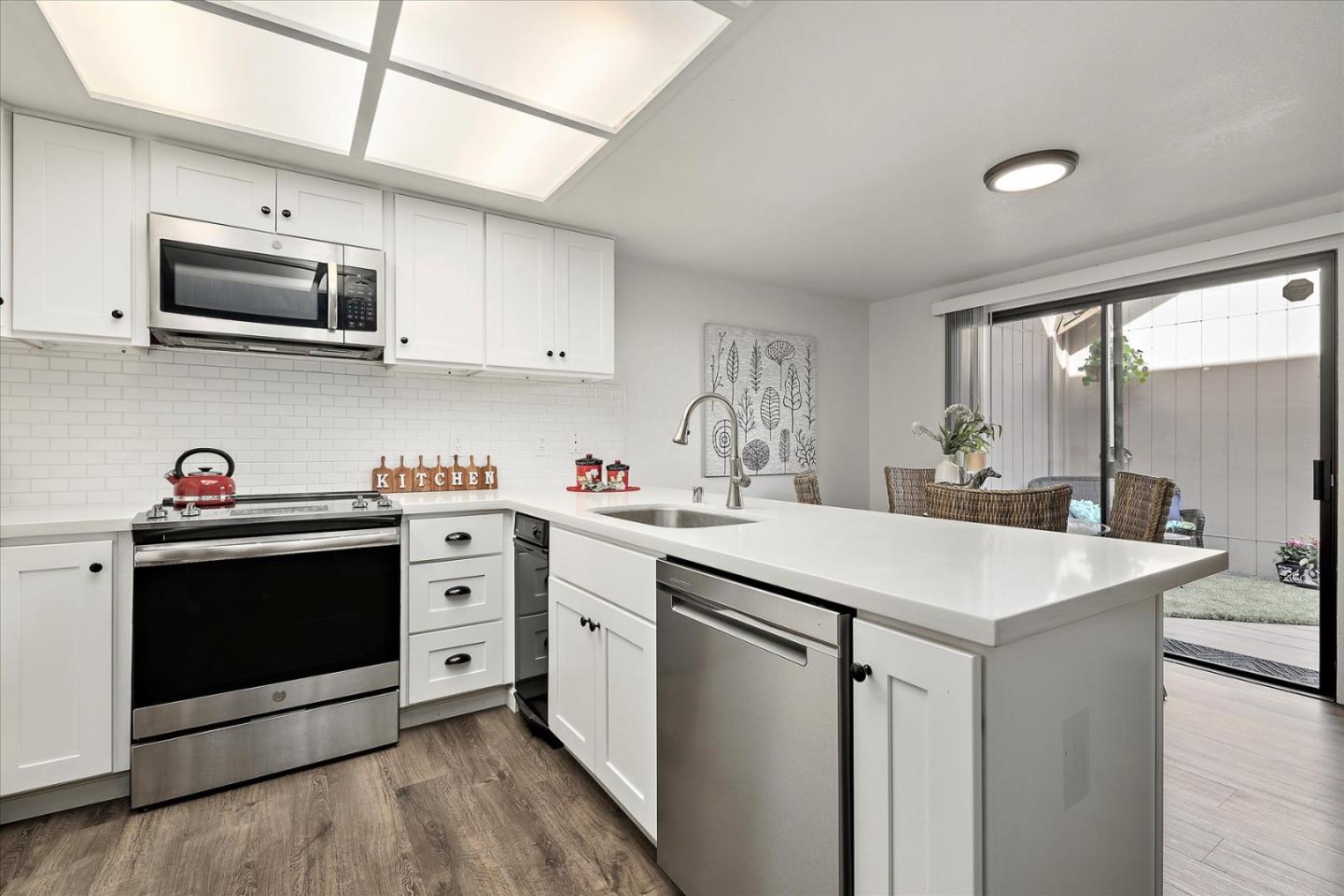 Detail Gallery Image 13 of 35 For 5965 Fiddletown Pl, San Jose,  CA 95120 - 2 Beds | 2/1 Baths