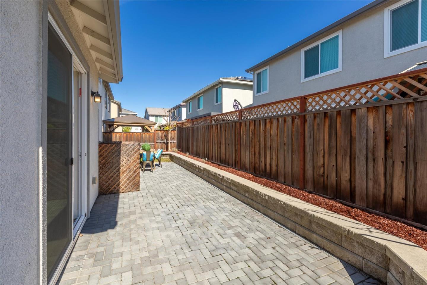 Detail Gallery Image 41 of 53 For 211 Arabian Ln, Hollister,  CA 95023 - 5 Beds | 3 Baths