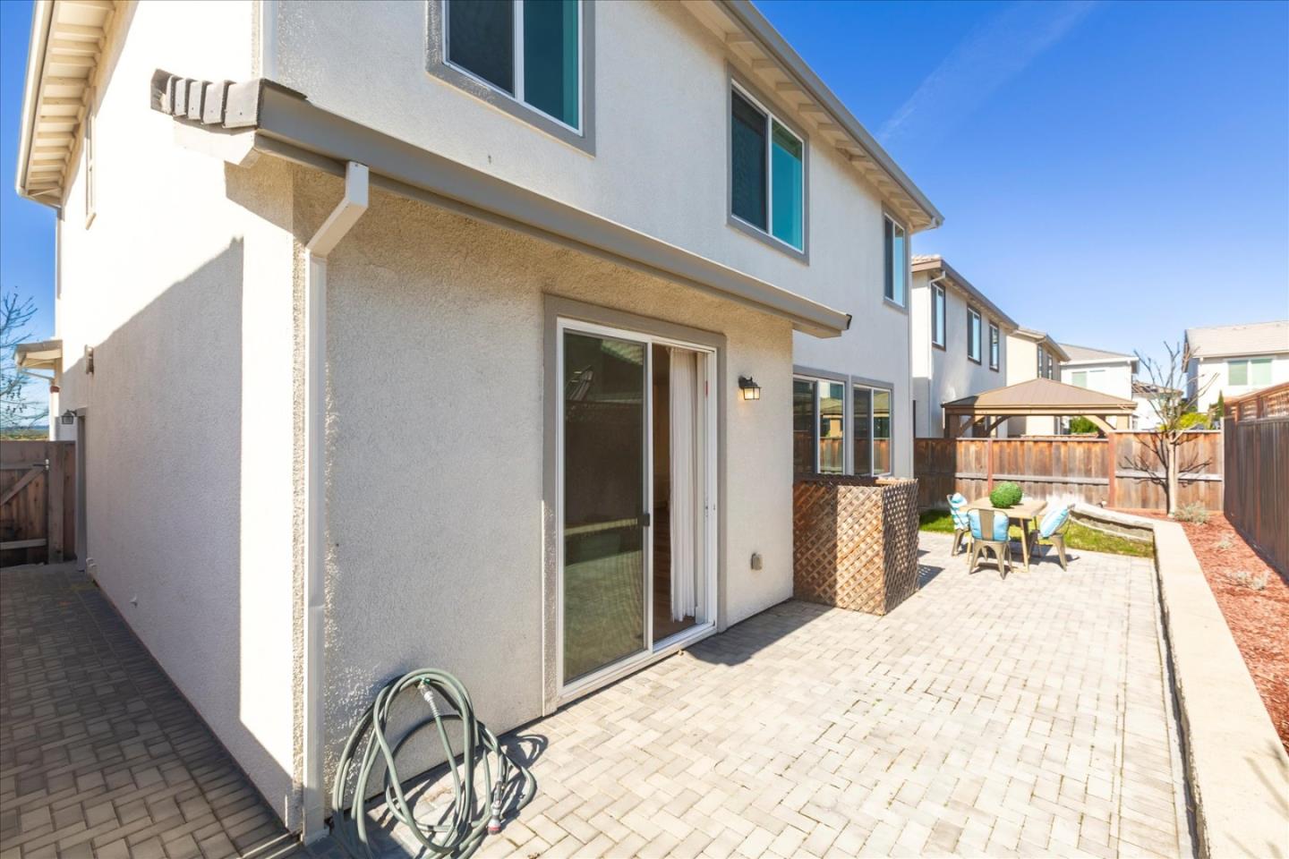 Detail Gallery Image 42 of 53 For 211 Arabian Ln, Hollister,  CA 95023 - 5 Beds | 3 Baths