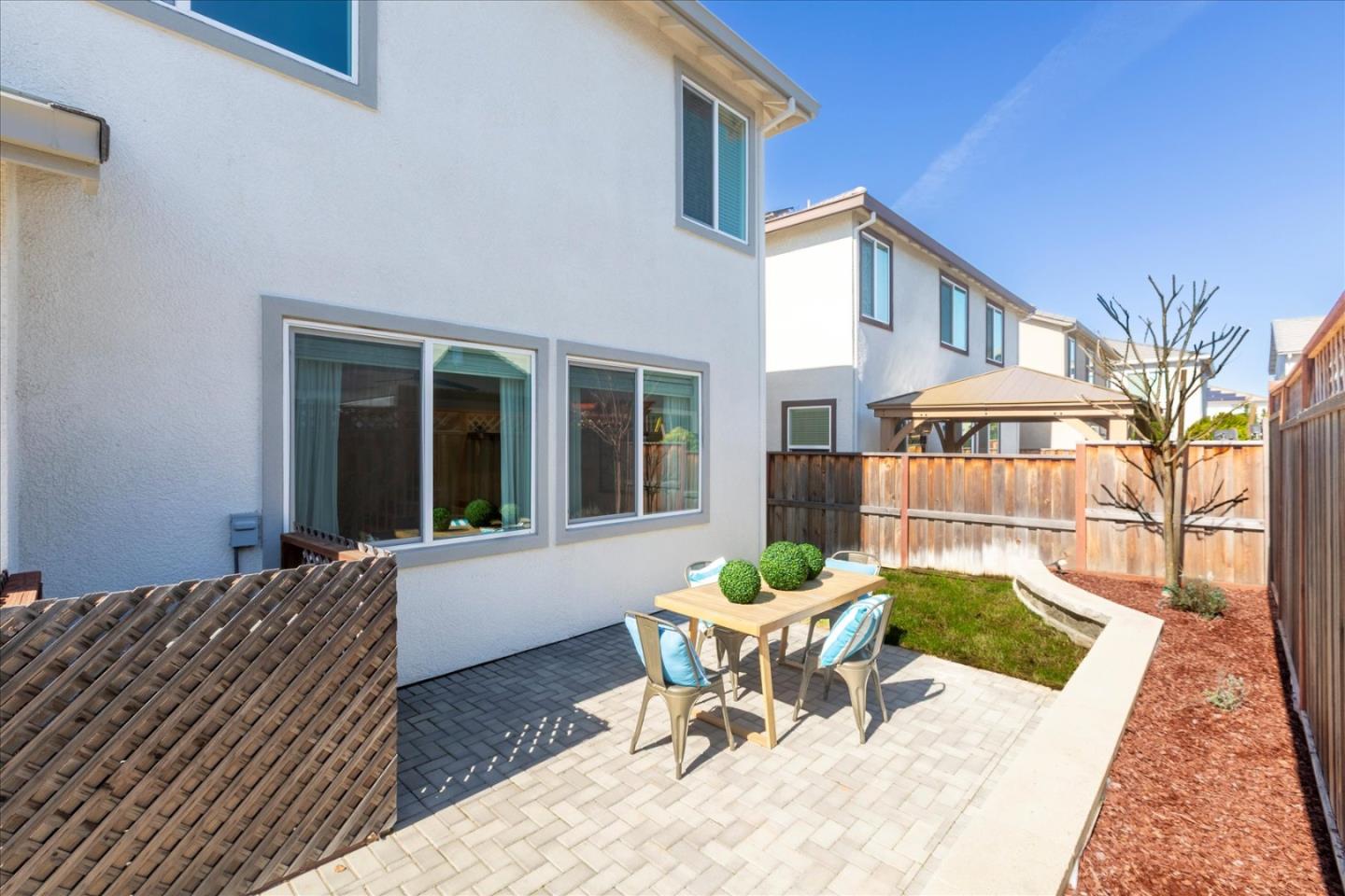 Detail Gallery Image 43 of 53 For 211 Arabian Ln, Hollister,  CA 95023 - 5 Beds | 3 Baths