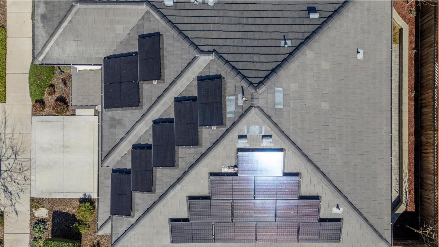 Detail Gallery Image 48 of 53 For 211 Arabian Ln, Hollister,  CA 95023 - 5 Beds | 3 Baths