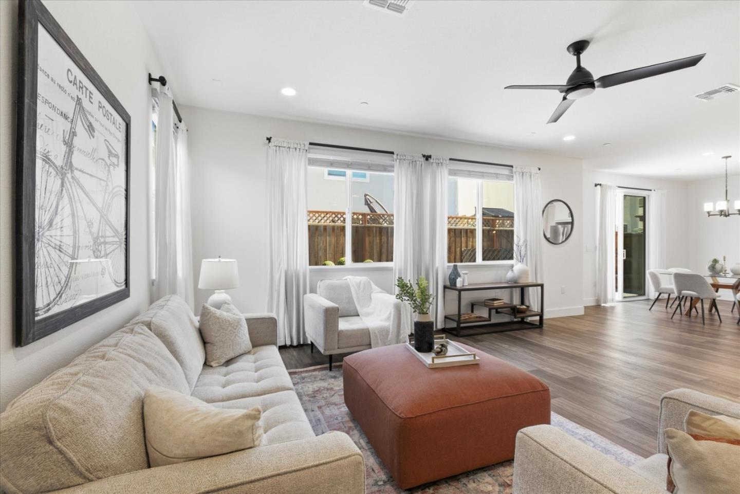 Detail Gallery Image 9 of 53 For 211 Arabian Ln, Hollister,  CA 95023 - 5 Beds | 3 Baths