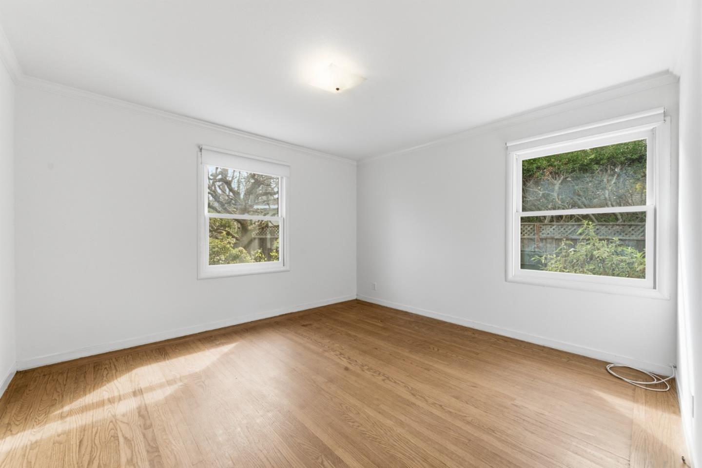 Detail Gallery Image 21 of 47 For 8 Patricia Pl, Menlo Park,  CA 94025 - 4 Beds | 2/1 Baths