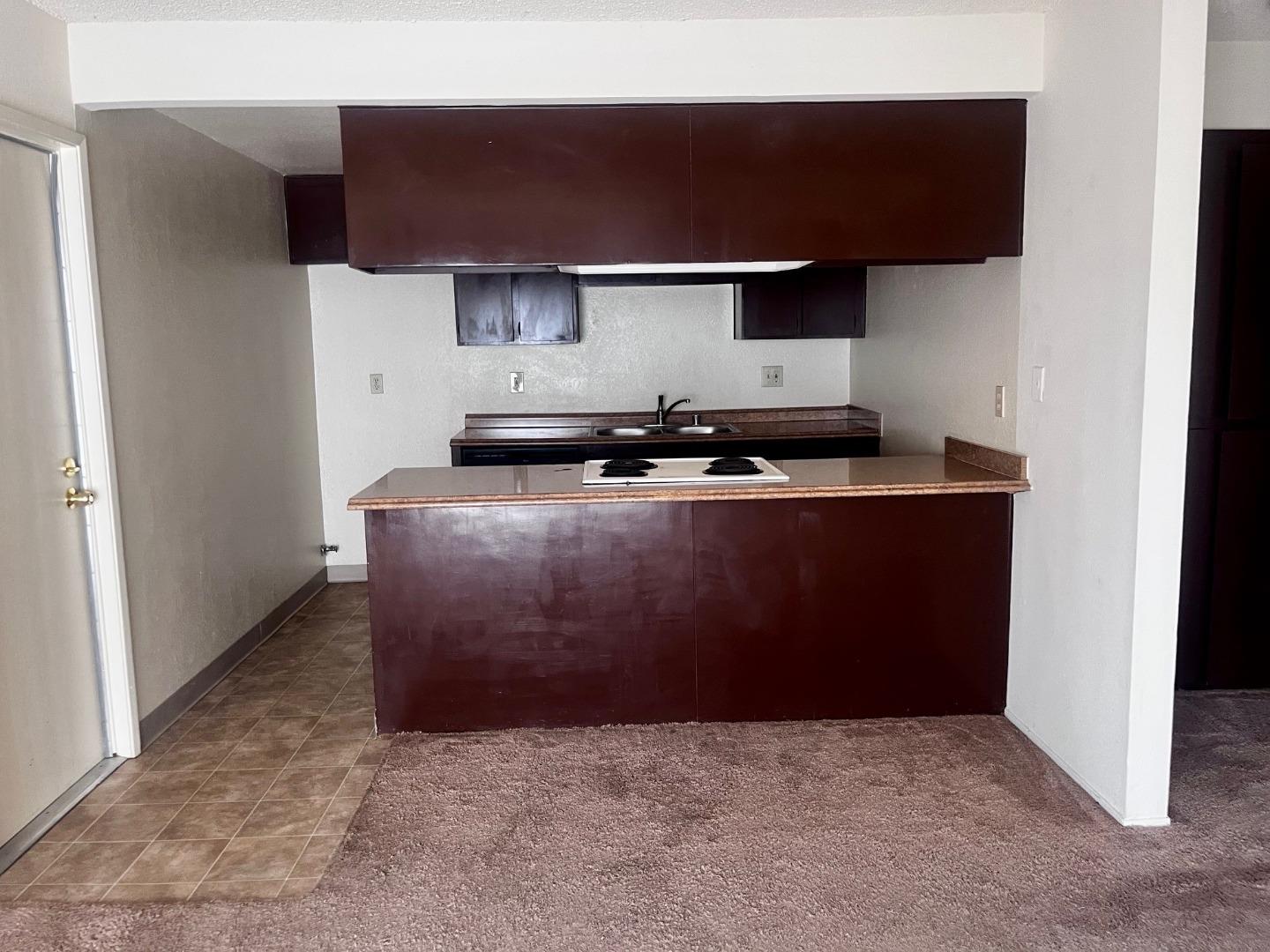 Detail Gallery Image 11 of 16 For 8804 N Winding Way, Fair Oaks,  CA 95628 - – Beds | – Baths