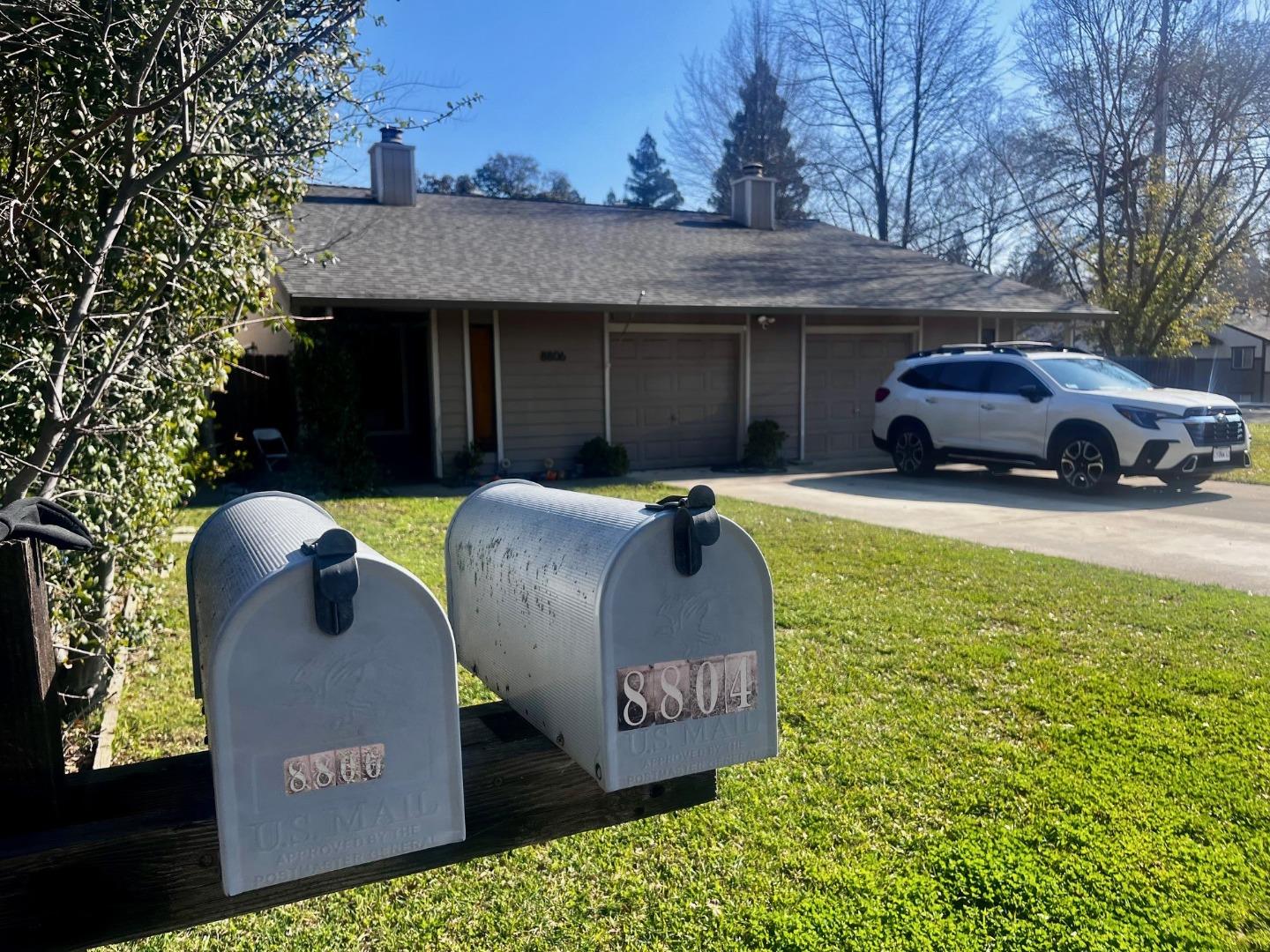 Detail Gallery Image 3 of 16 For 8804 N Winding Way, Fair Oaks,  CA 95628 - – Beds | – Baths