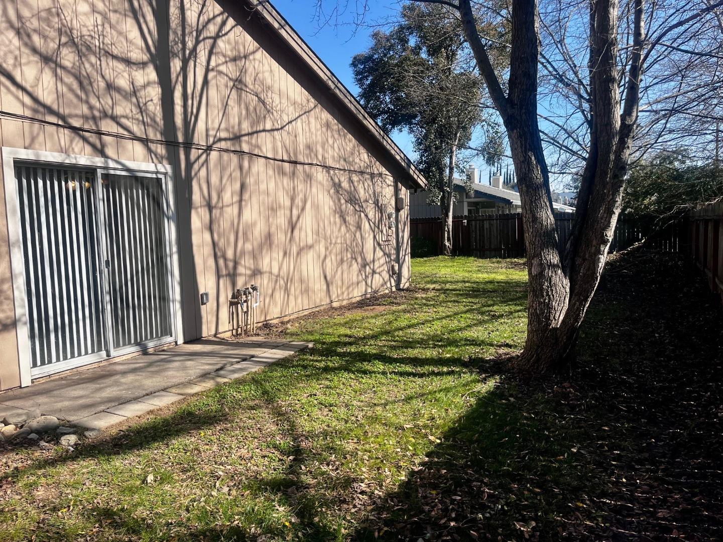 Detail Gallery Image 6 of 16 For 8804 N Winding Way, Fair Oaks,  CA 95628 - – Beds | – Baths