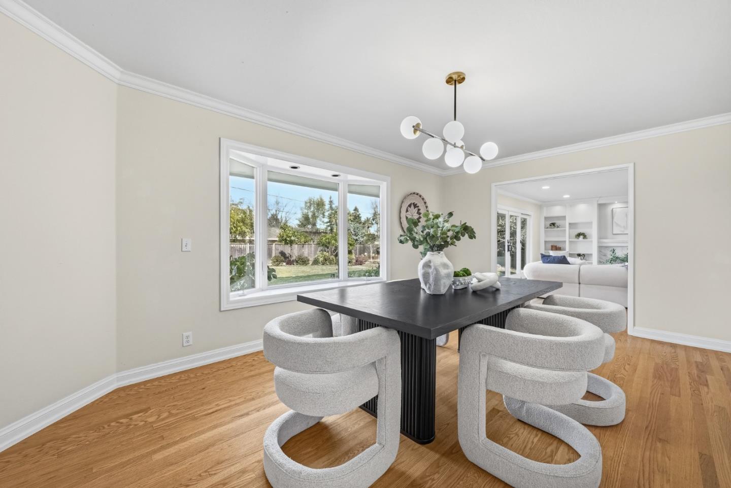 Detail Gallery Image 17 of 68 For 19319 Falmouth Ct, Saratoga,  CA 95070 - 5 Beds | 3 Baths