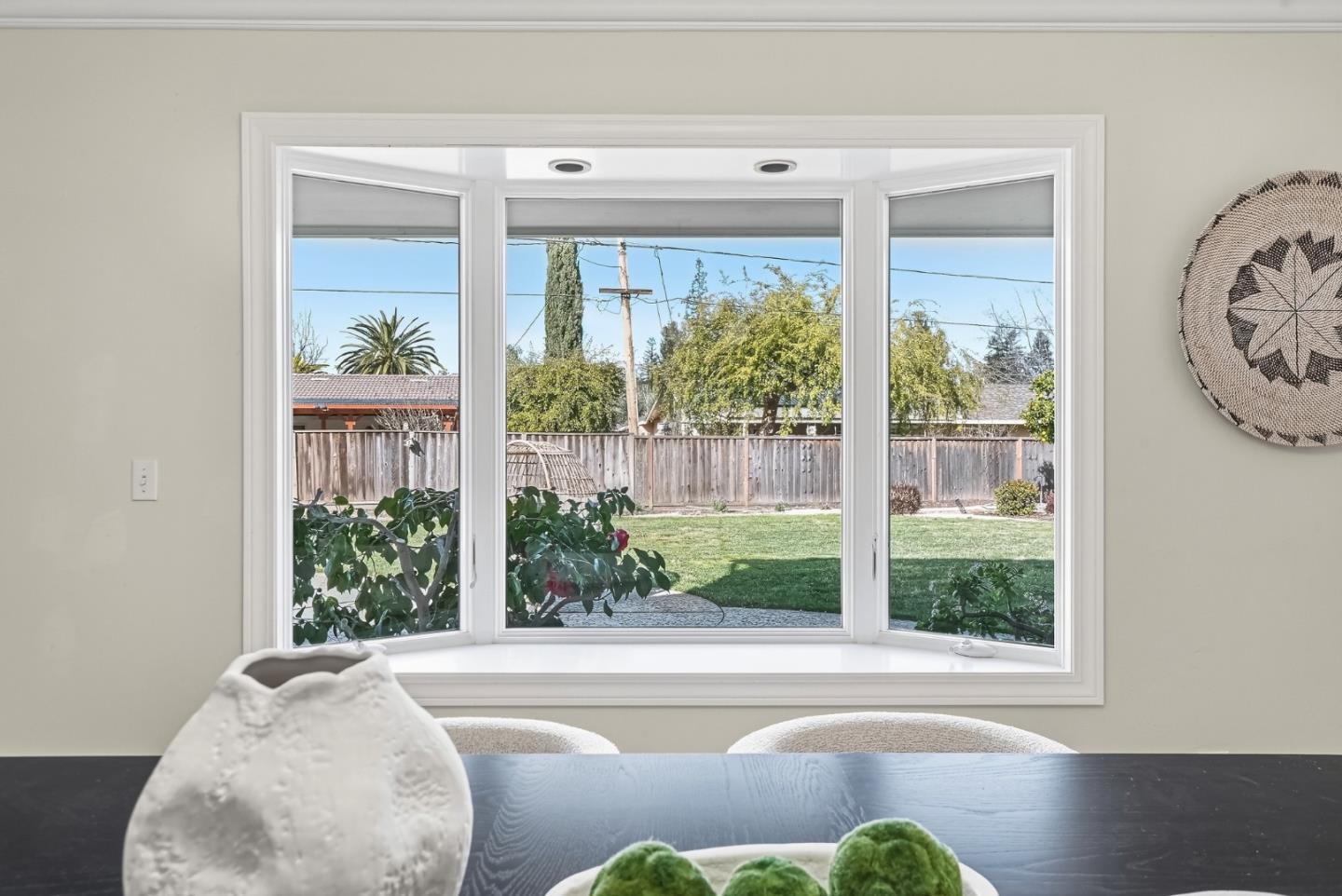 Detail Gallery Image 22 of 68 For 19319 Falmouth Ct, Saratoga,  CA 95070 - 5 Beds | 3 Baths