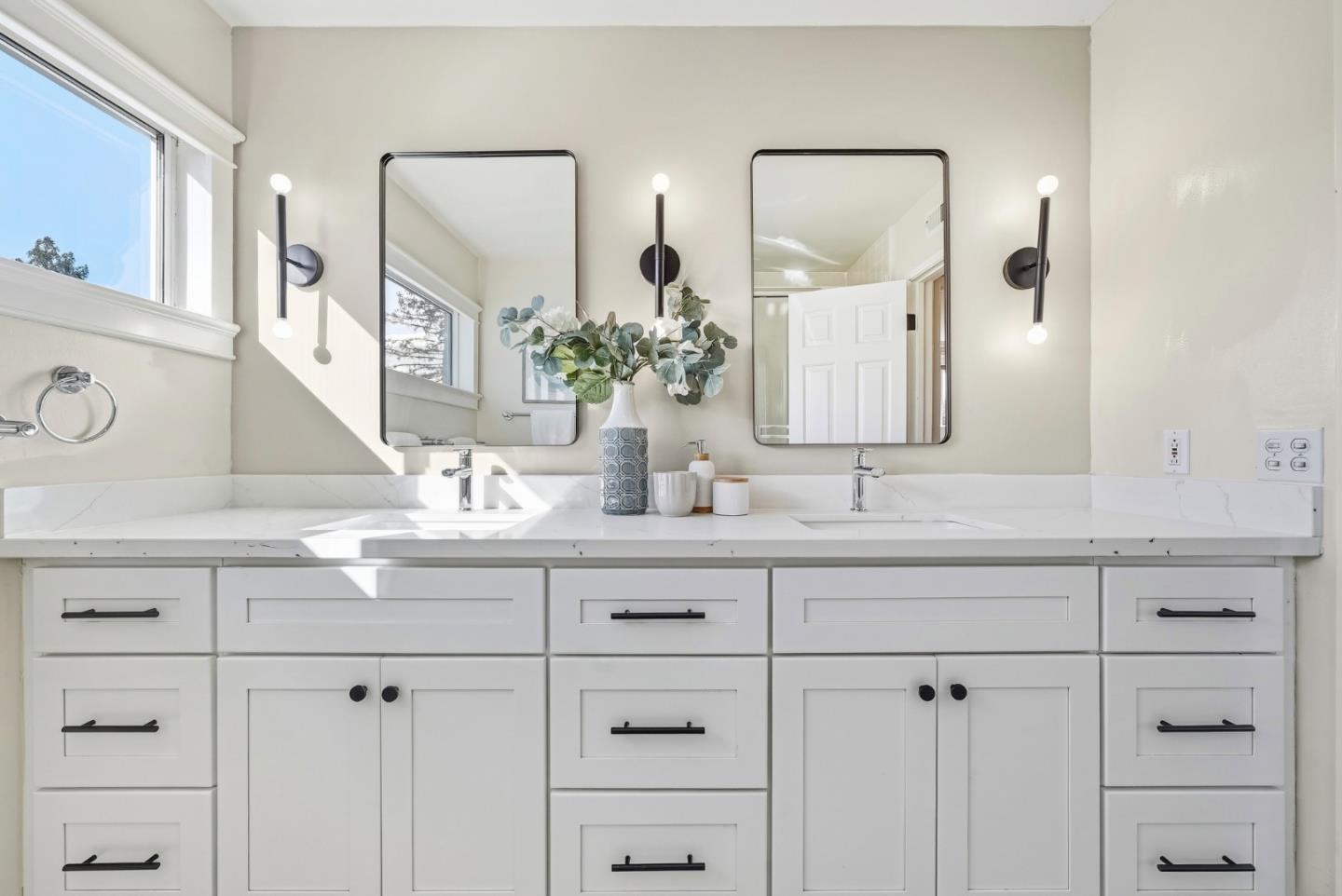 Detail Gallery Image 40 of 68 For 19319 Falmouth Ct, Saratoga,  CA 95070 - 5 Beds | 3 Baths