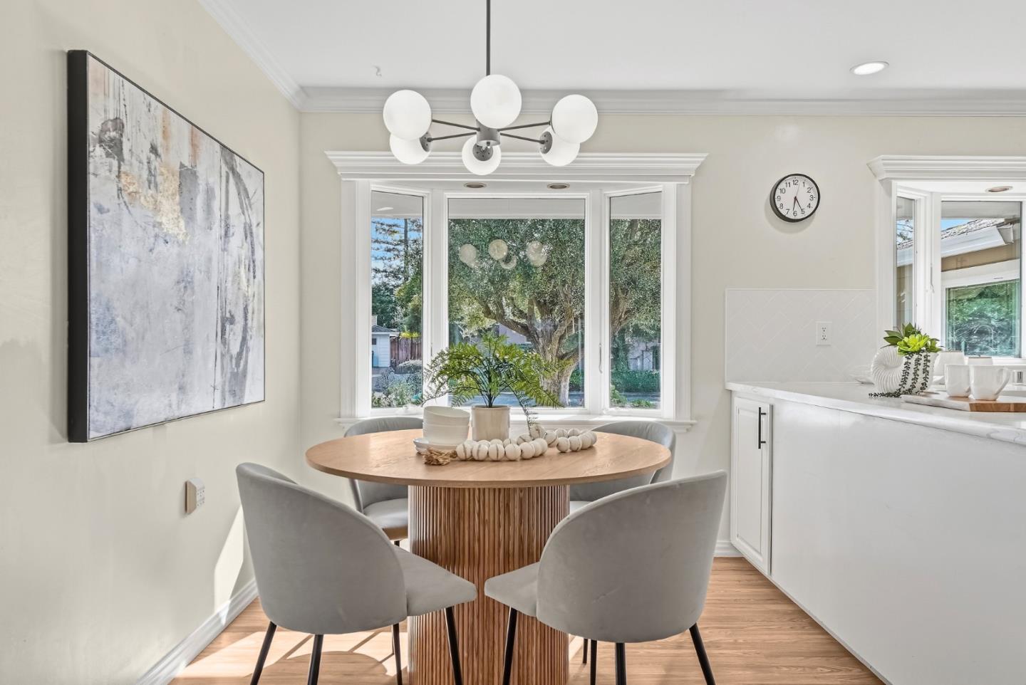 Detail Gallery Image 9 of 68 For 19319 Falmouth Ct, Saratoga,  CA 95070 - 5 Beds | 3 Baths