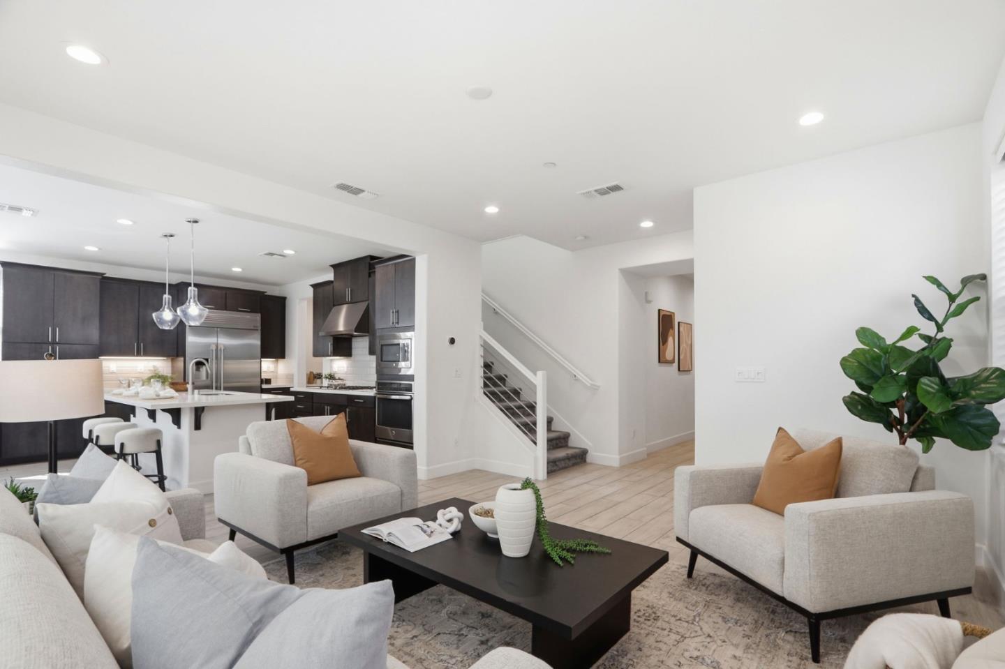 Detail Gallery Image 12 of 49 For 380 School Ct, Los Gatos,  CA 95032 - 3 Beds | 2/1 Baths