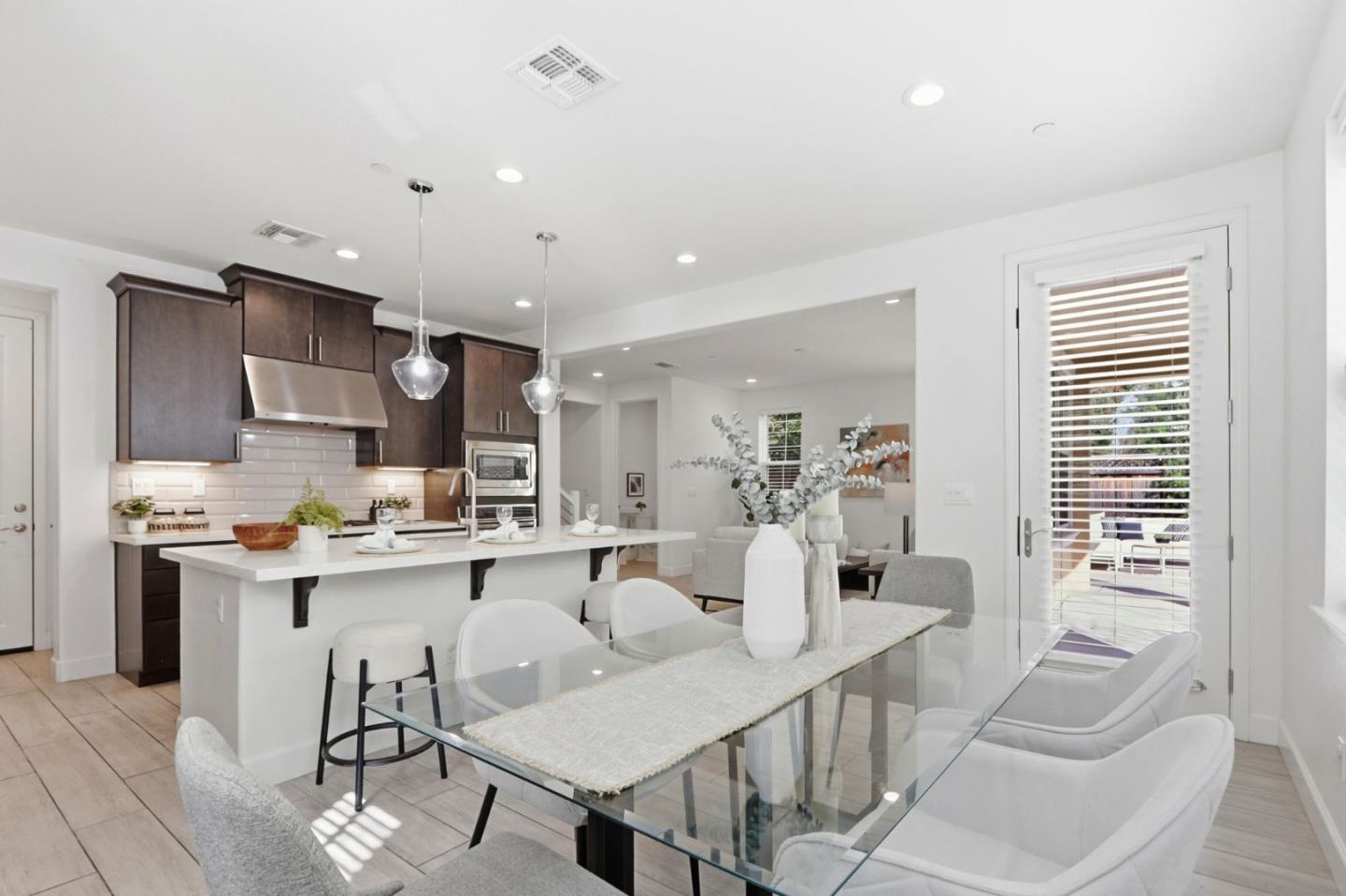 Detail Gallery Image 22 of 49 For 380 School Ct, Los Gatos,  CA 95032 - 3 Beds | 2/1 Baths