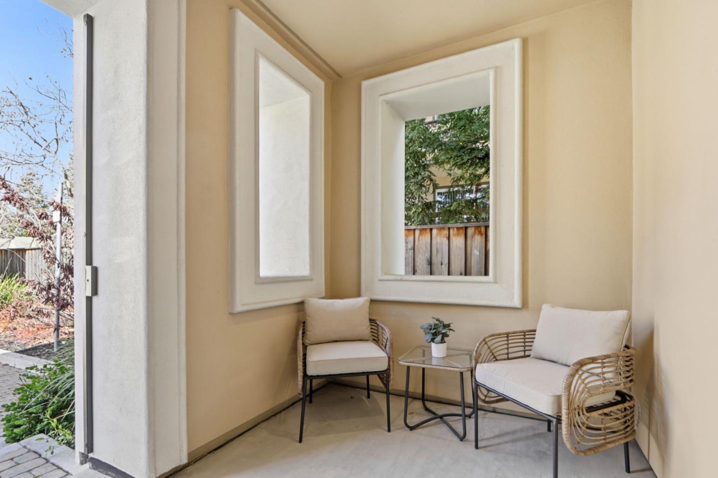 Detail Gallery Image 5 of 49 For 380 School Ct, Los Gatos,  CA 95032 - 3 Beds | 2/1 Baths