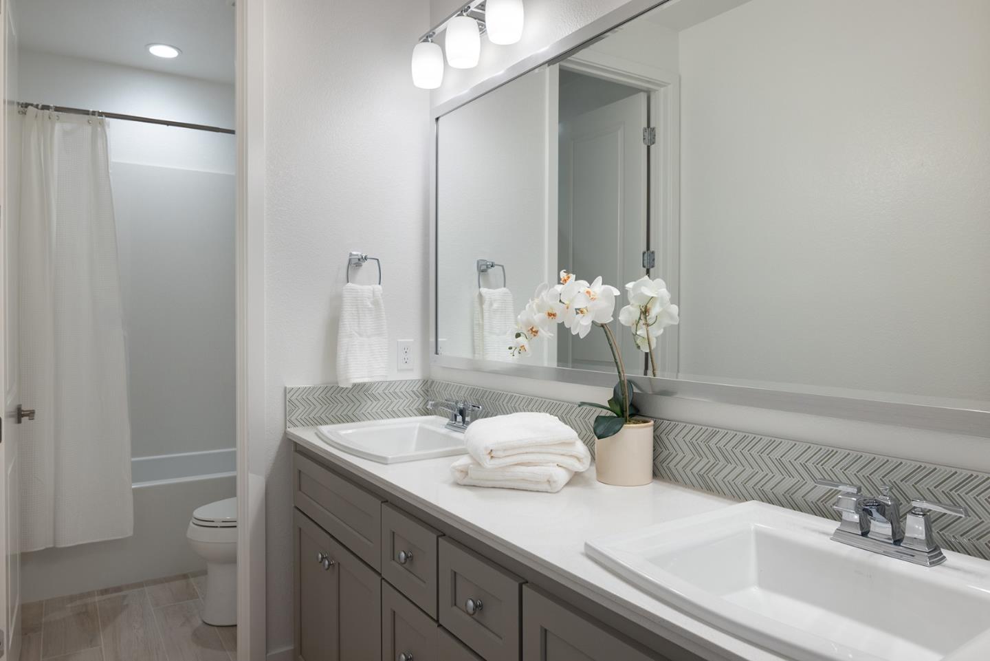 Detail Gallery Image 22 of 31 For 3004 Lighthouse Ln, Marina,  CA 93933 - 5 Beds | 4/1 Baths