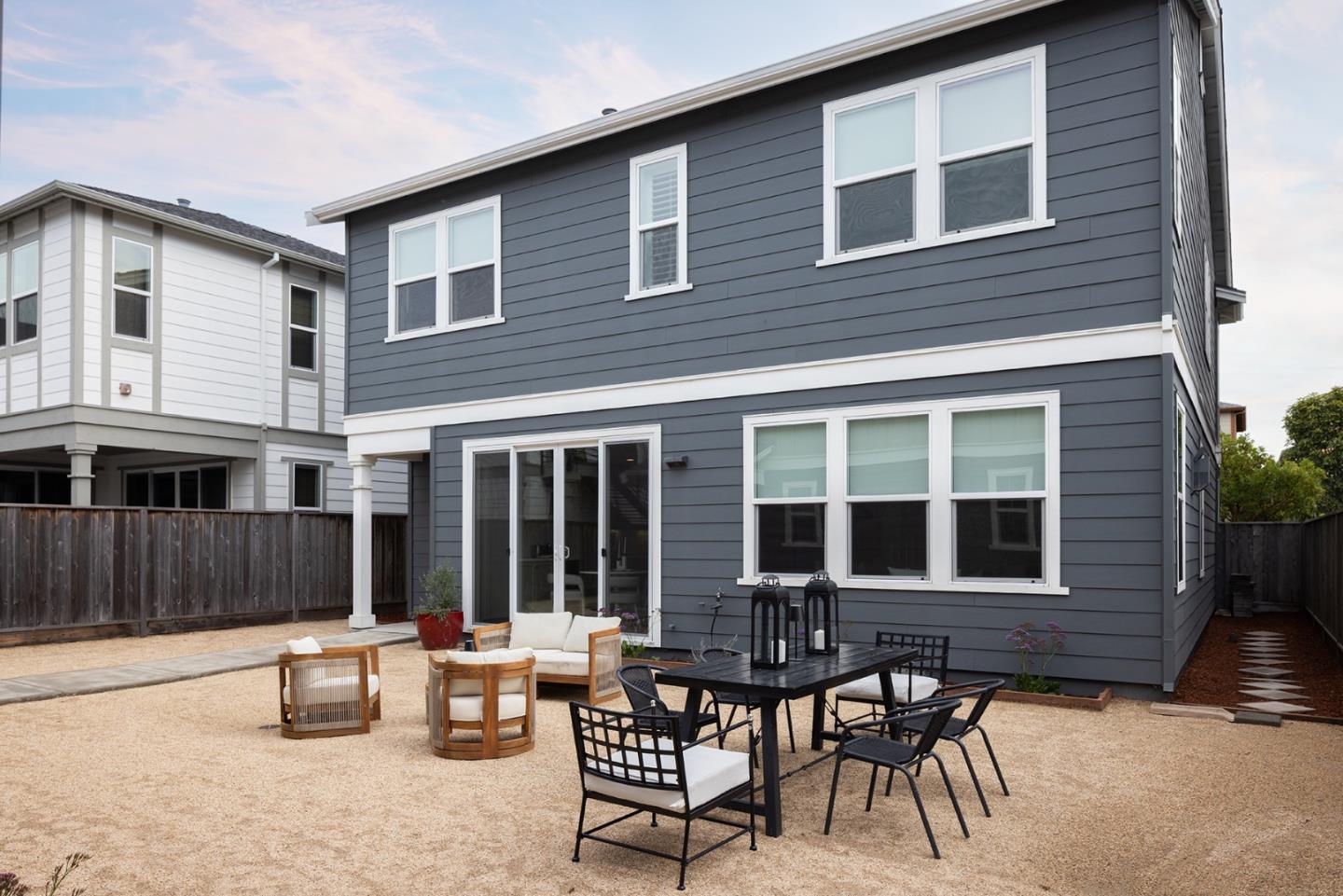 Detail Gallery Image 9 of 31 For 3004 Lighthouse Ln, Marina,  CA 93933 - 5 Beds | 4/1 Baths