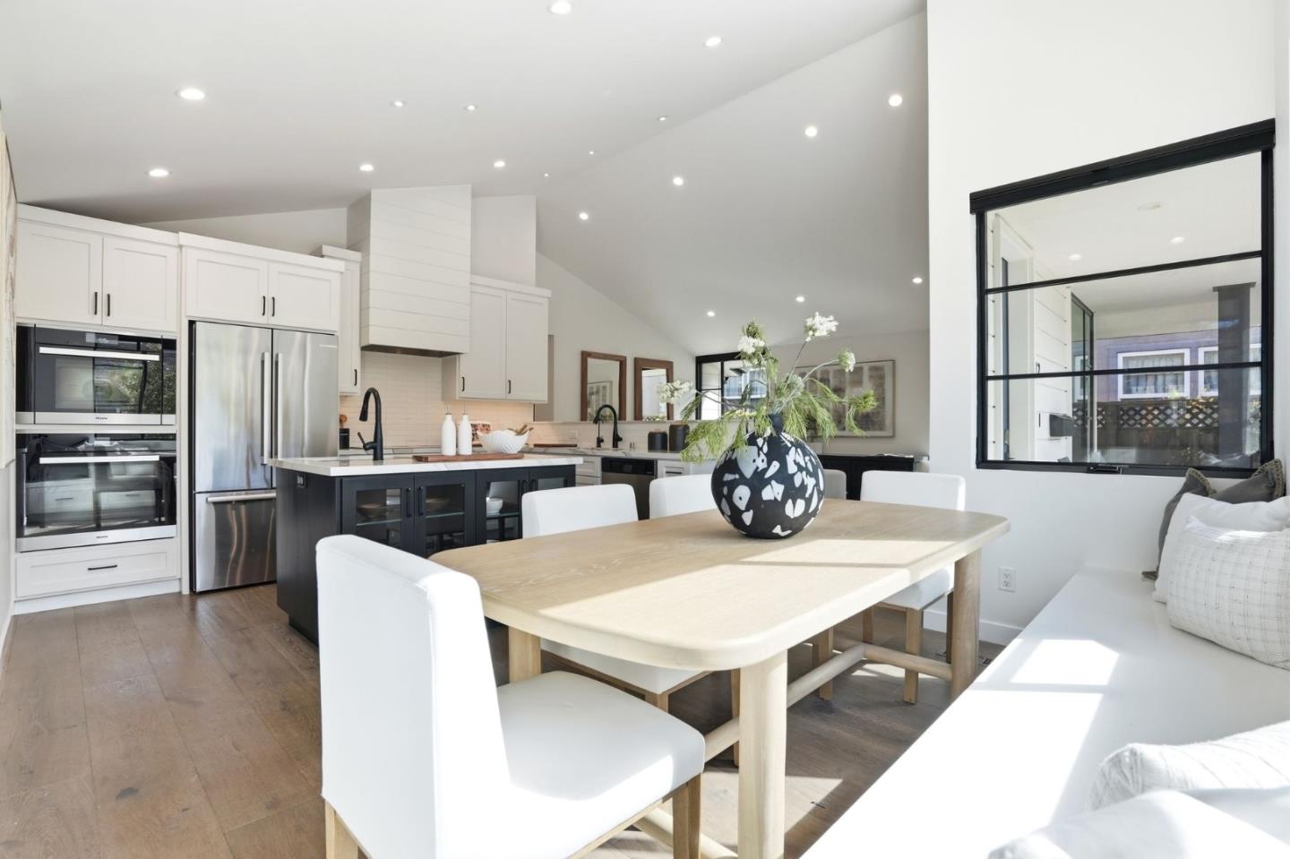 Detail Gallery Image 16 of 69 For 112 Olive St, Los Gatos,  CA 95030 - 4 Beds | 2 Baths