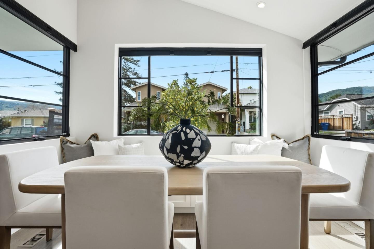 Detail Gallery Image 18 of 69 For 112 Olive St, Los Gatos,  CA 95030 - 4 Beds | 2 Baths