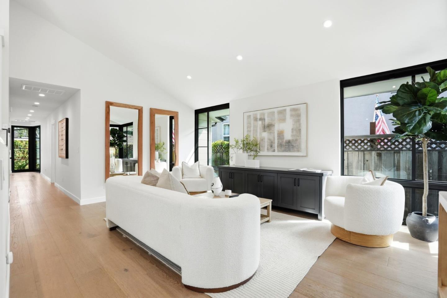 Detail Gallery Image 8 of 69 For 112 Olive St, Los Gatos,  CA 95030 - 4 Beds | 2 Baths