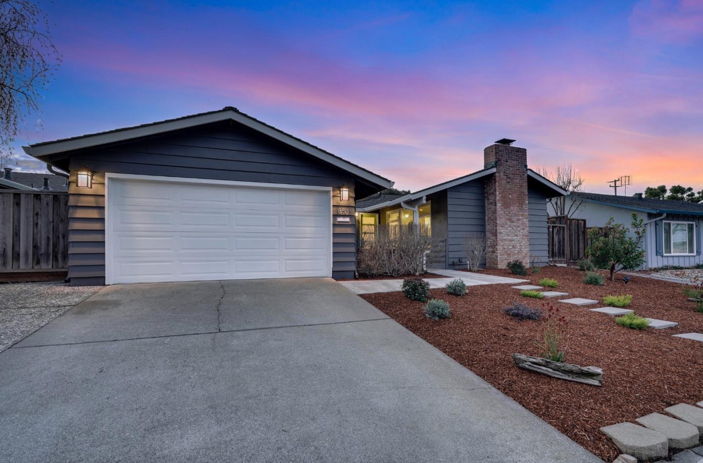 Detail Gallery Image 3 of 55 For 851 Mangrove Ave, Sunnyvale,  CA 94086 - 3 Beds | 2 Baths