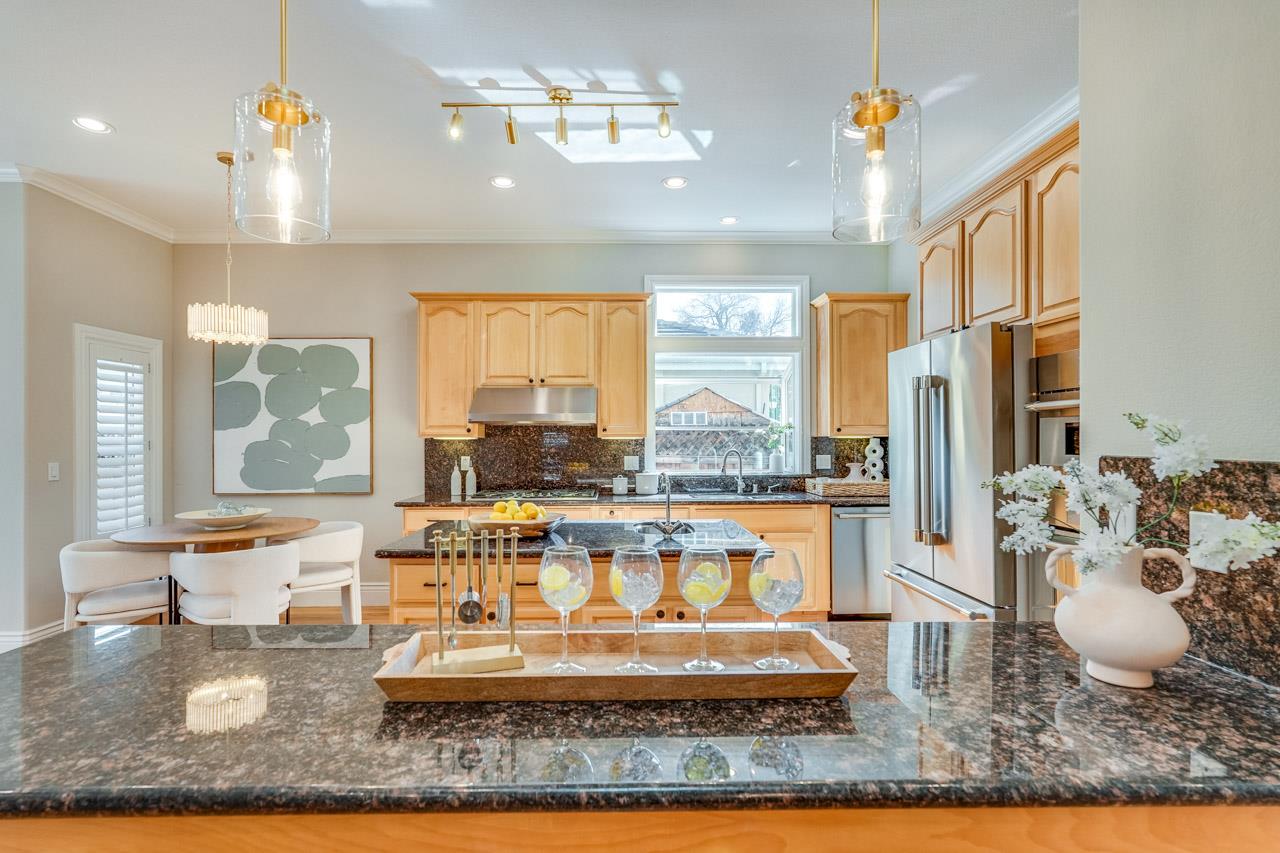 Detail Gallery Image 16 of 60 For 10430 Stern Ave, Cupertino,  CA 95014 - 5 Beds | 4 Baths