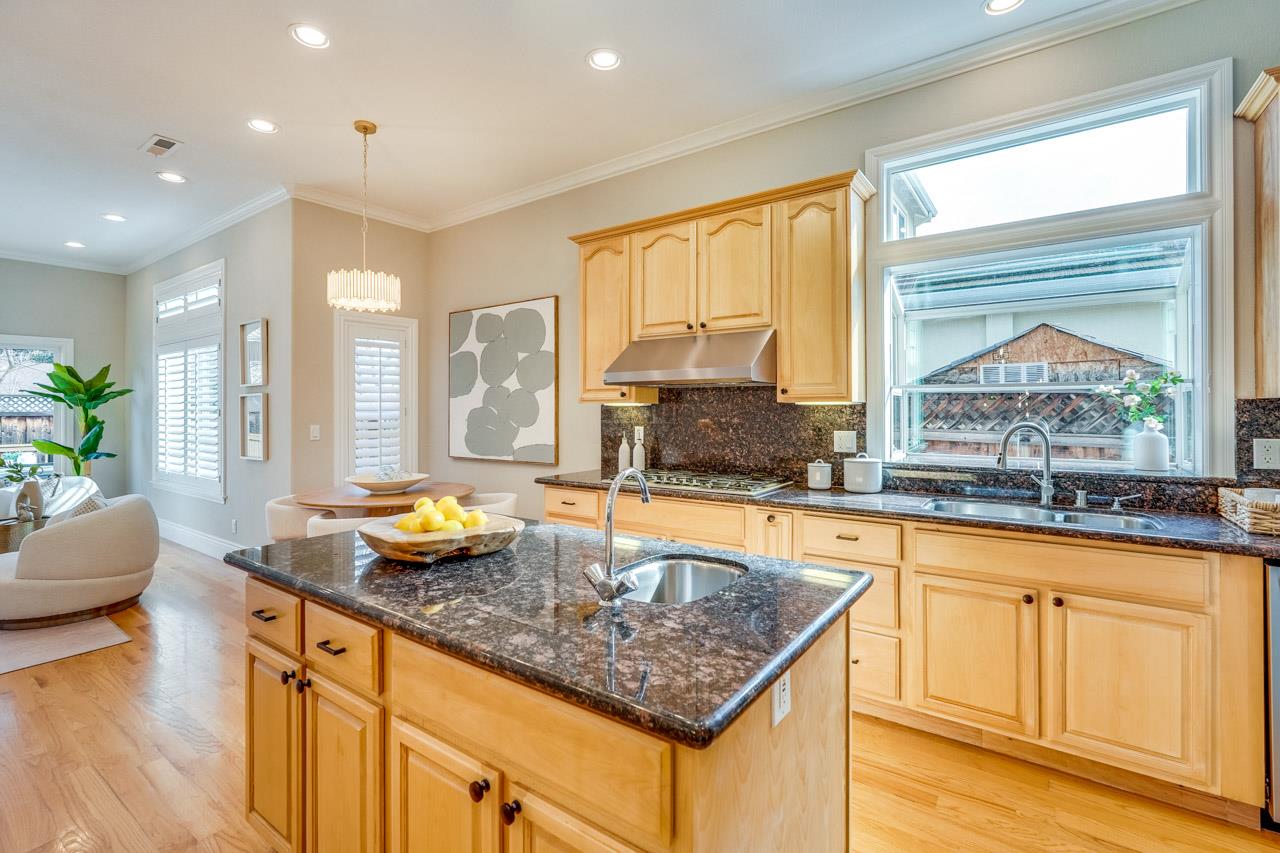 Detail Gallery Image 19 of 60 For 10430 Stern Ave, Cupertino,  CA 95014 - 5 Beds | 4 Baths