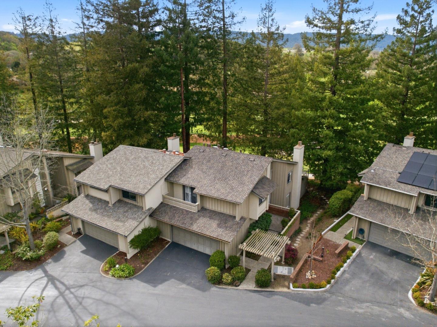 Detail Gallery Image 28 of 32 For 470 Sand Hill Cir, Menlo Park,  CA 94025 - 3 Beds | 2/1 Baths