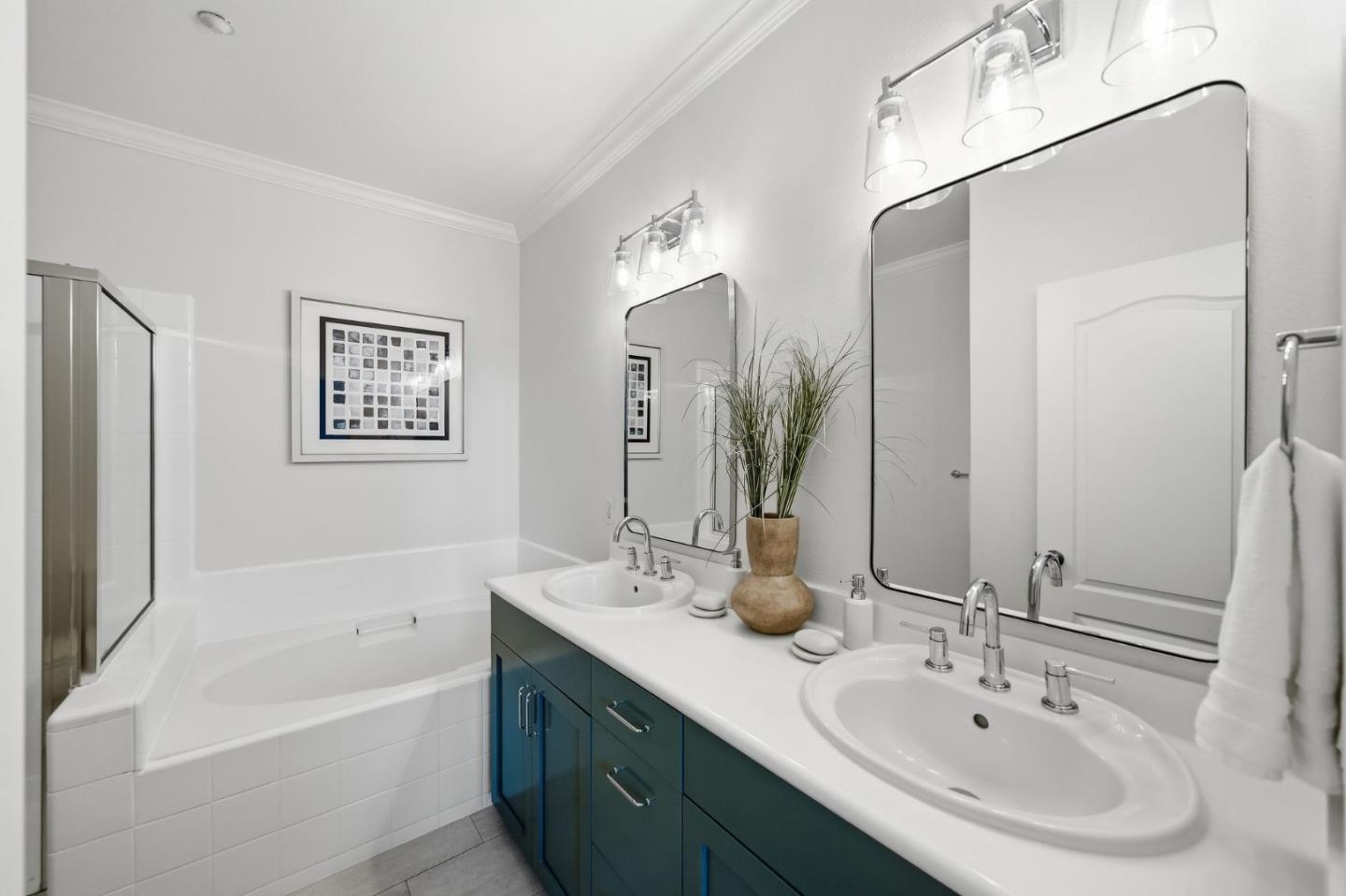 Detail Gallery Image 15 of 23 For 44 Ryland Park Dr, San Jose,  CA 95110 - 3 Beds | 2/1 Baths
