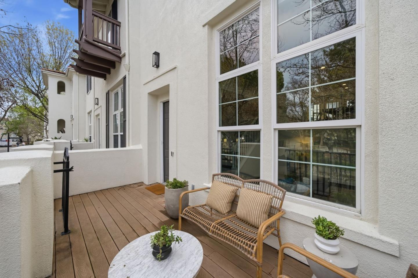 Detail Gallery Image 3 of 23 For 44 Ryland Park Dr, San Jose,  CA 95110 - 3 Beds | 2/1 Baths