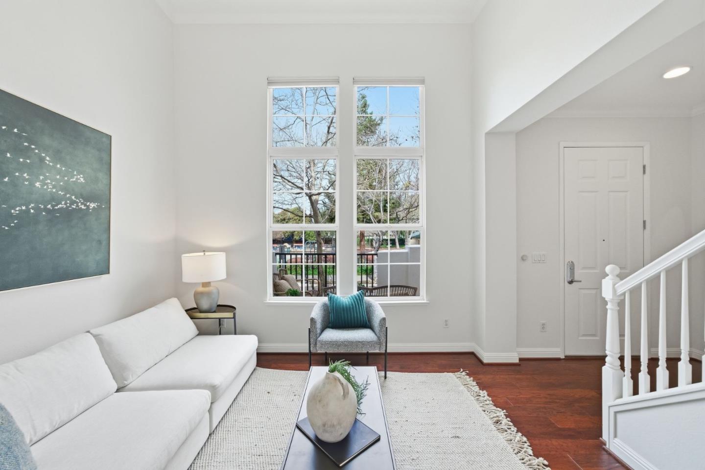 Detail Gallery Image 5 of 23 For 44 Ryland Park Dr, San Jose,  CA 95110 - 3 Beds | 2/1 Baths