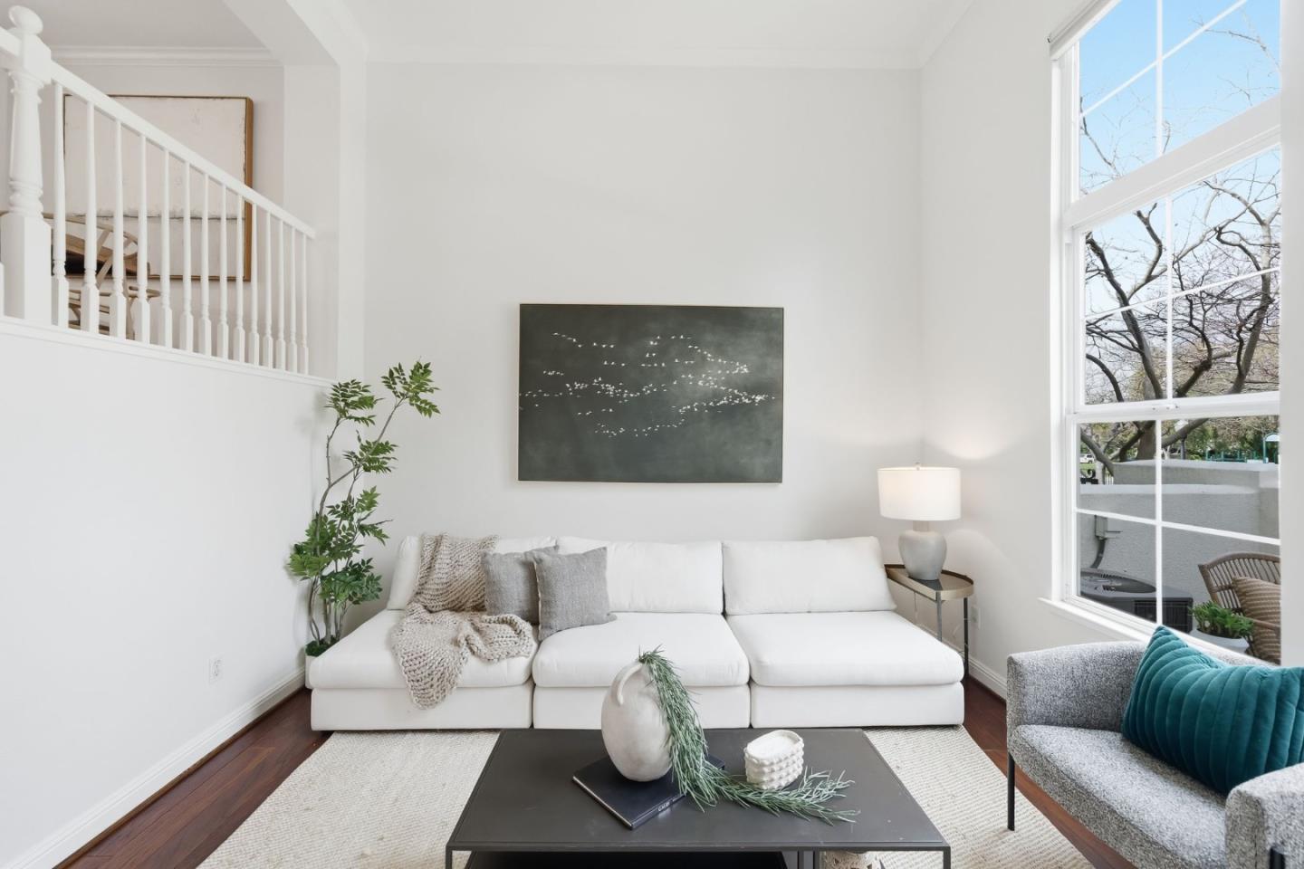 Detail Gallery Image 6 of 23 For 44 Ryland Park Dr, San Jose,  CA 95110 - 3 Beds | 2/1 Baths