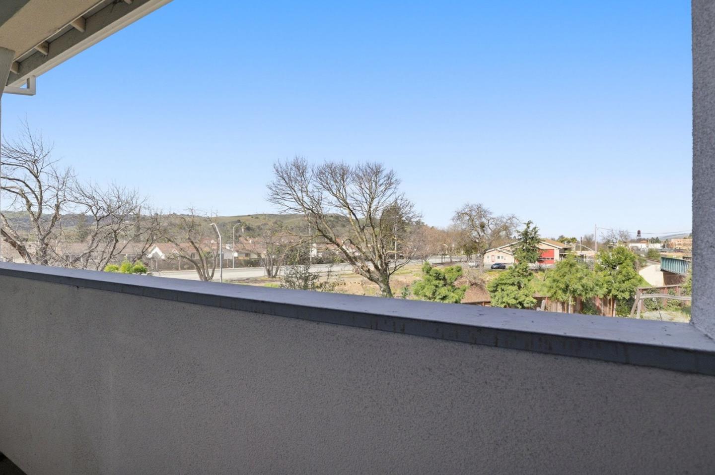 Detail Gallery Image 30 of 39 For 18207 Rebollo Ln, Morgan Hill,  CA 95037 - 3 Beds | 3 Baths