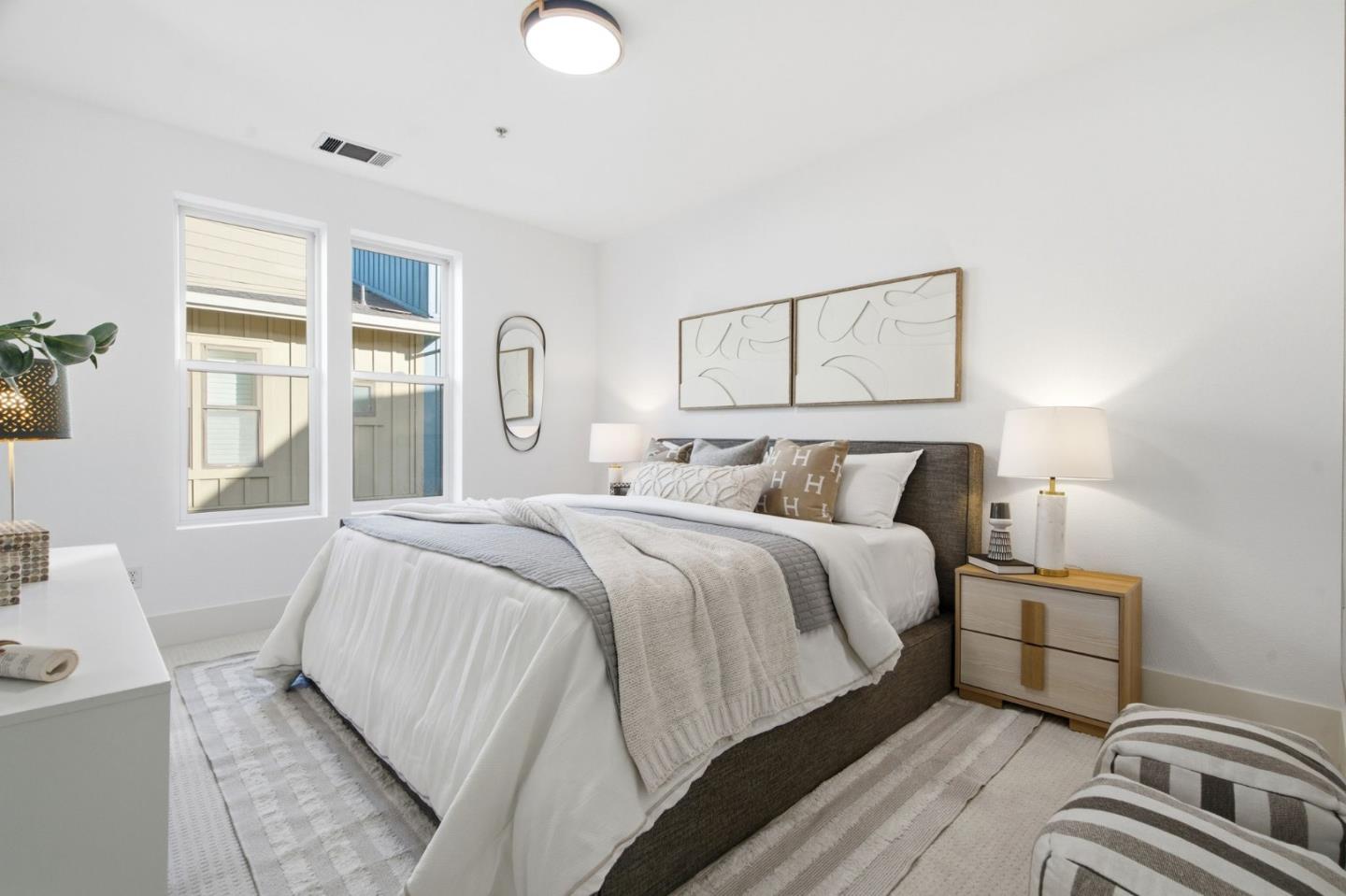 Detail Gallery Image 10 of 45 For 820 Altaire Walk, Palo Alto,  CA 94303 - 3 Beds | 2/1 Baths