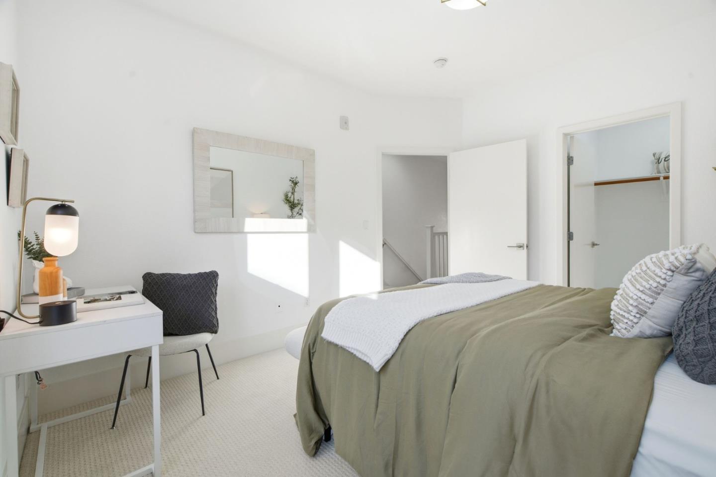 Detail Gallery Image 15 of 45 For 820 Altaire Walk, Palo Alto,  CA 94303 - 3 Beds | 2/1 Baths