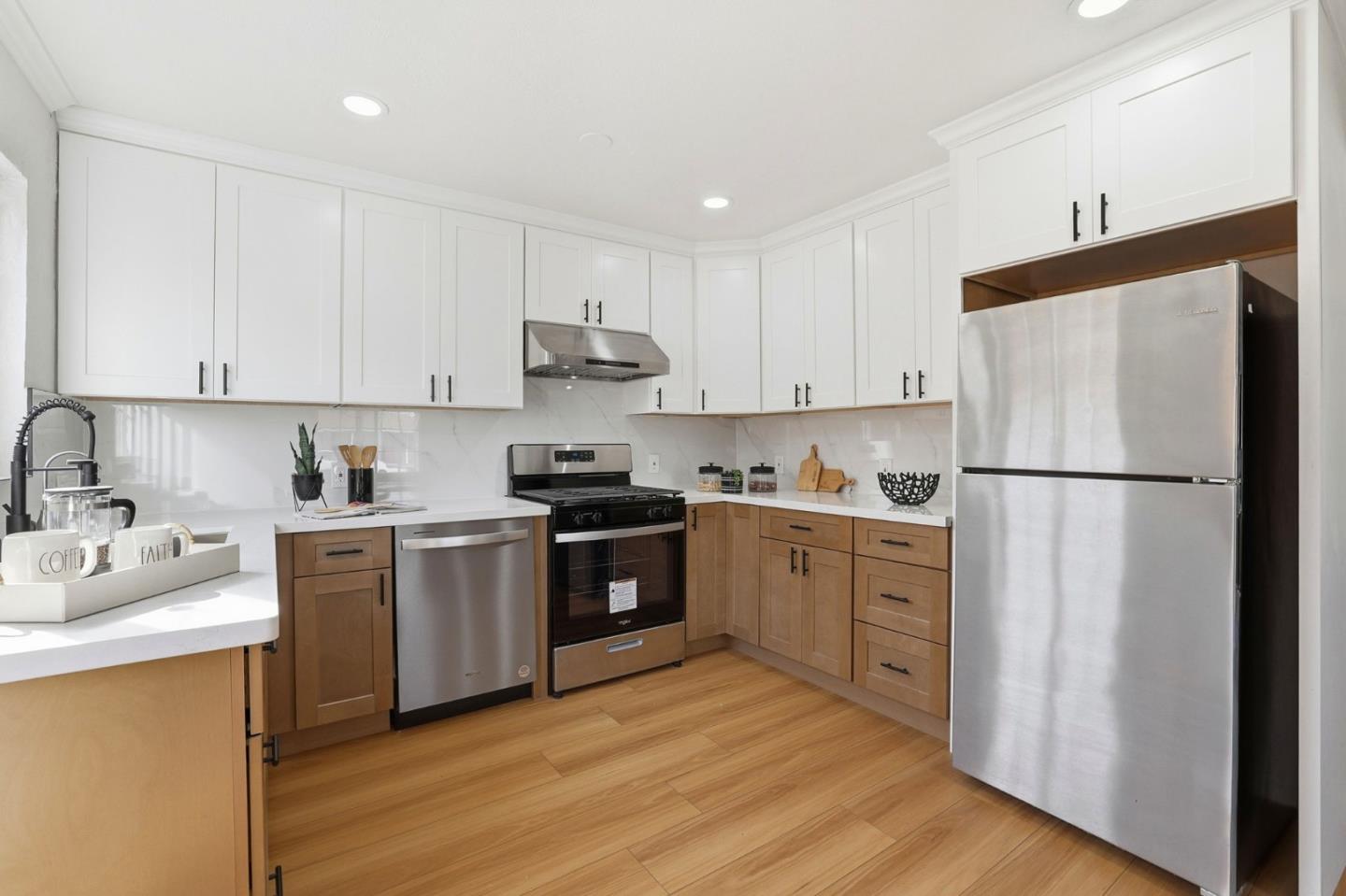 Detail Gallery Image 10 of 35 For 3083 Irlanda Way, San Jose,  CA 95124 - 4 Beds | 2 Baths