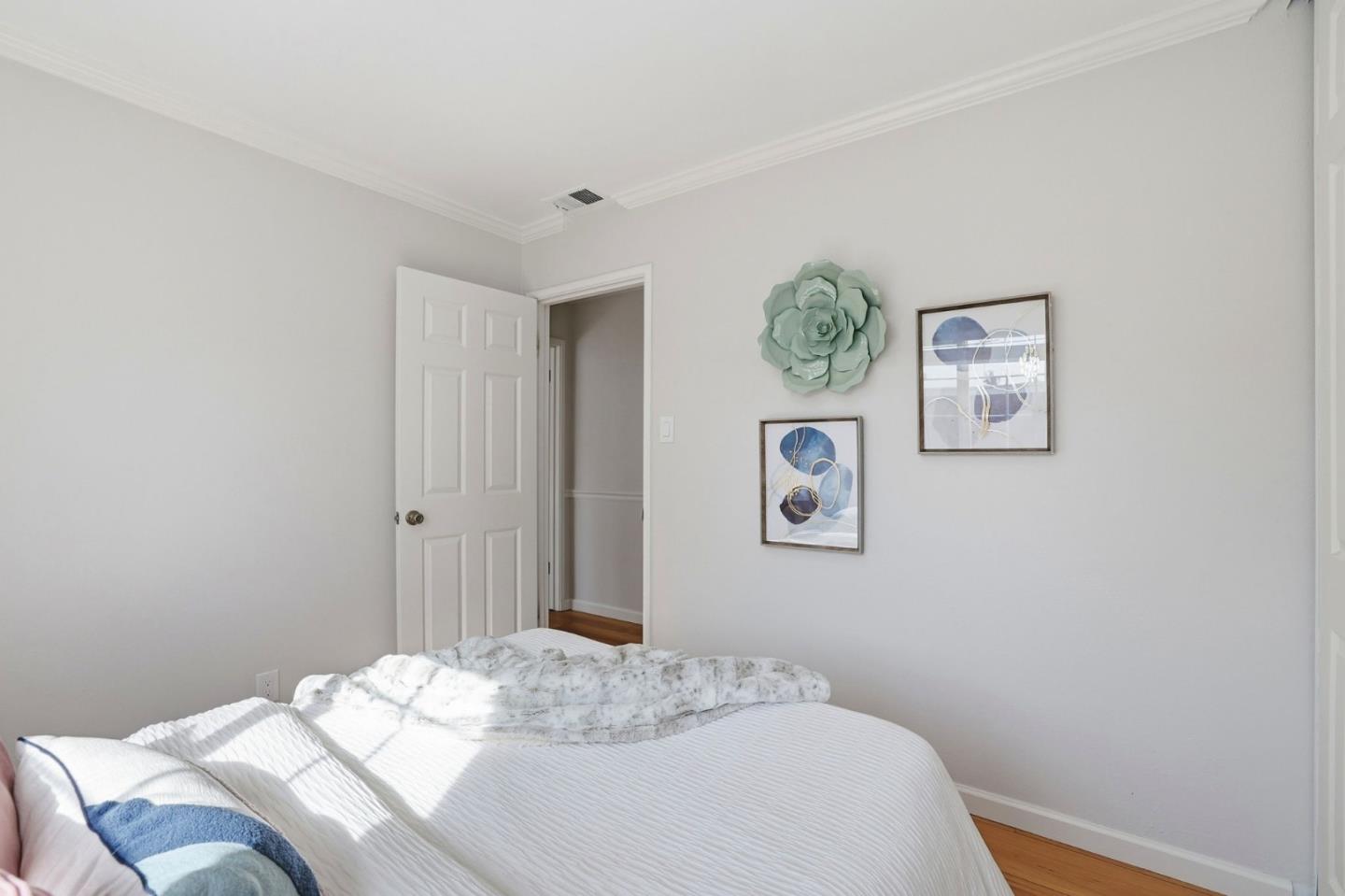 Detail Gallery Image 26 of 35 For 3083 Irlanda Way, San Jose,  CA 95124 - 4 Beds | 2 Baths