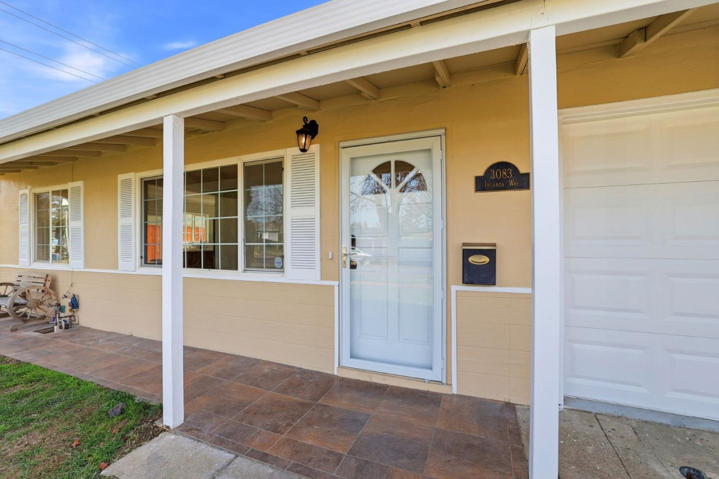 Detail Gallery Image 5 of 35 For 3083 Irlanda Way, San Jose,  CA 95124 - 4 Beds | 2 Baths