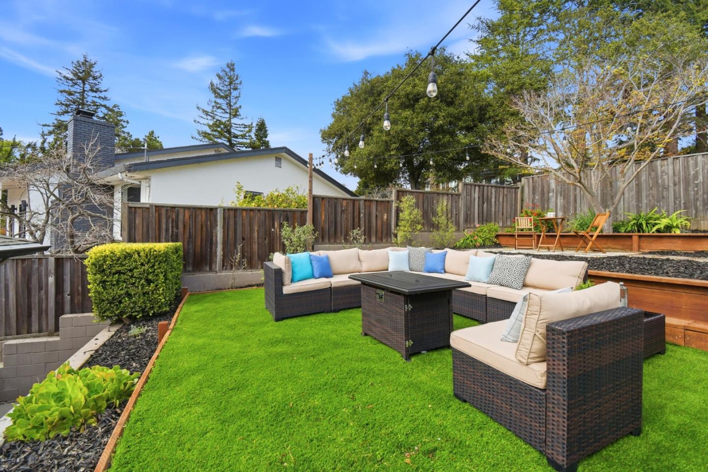 Detail Gallery Image 31 of 46 For 4198 Huntington St, Oakland,  CA 94619 - 4 Beds | 2 Baths