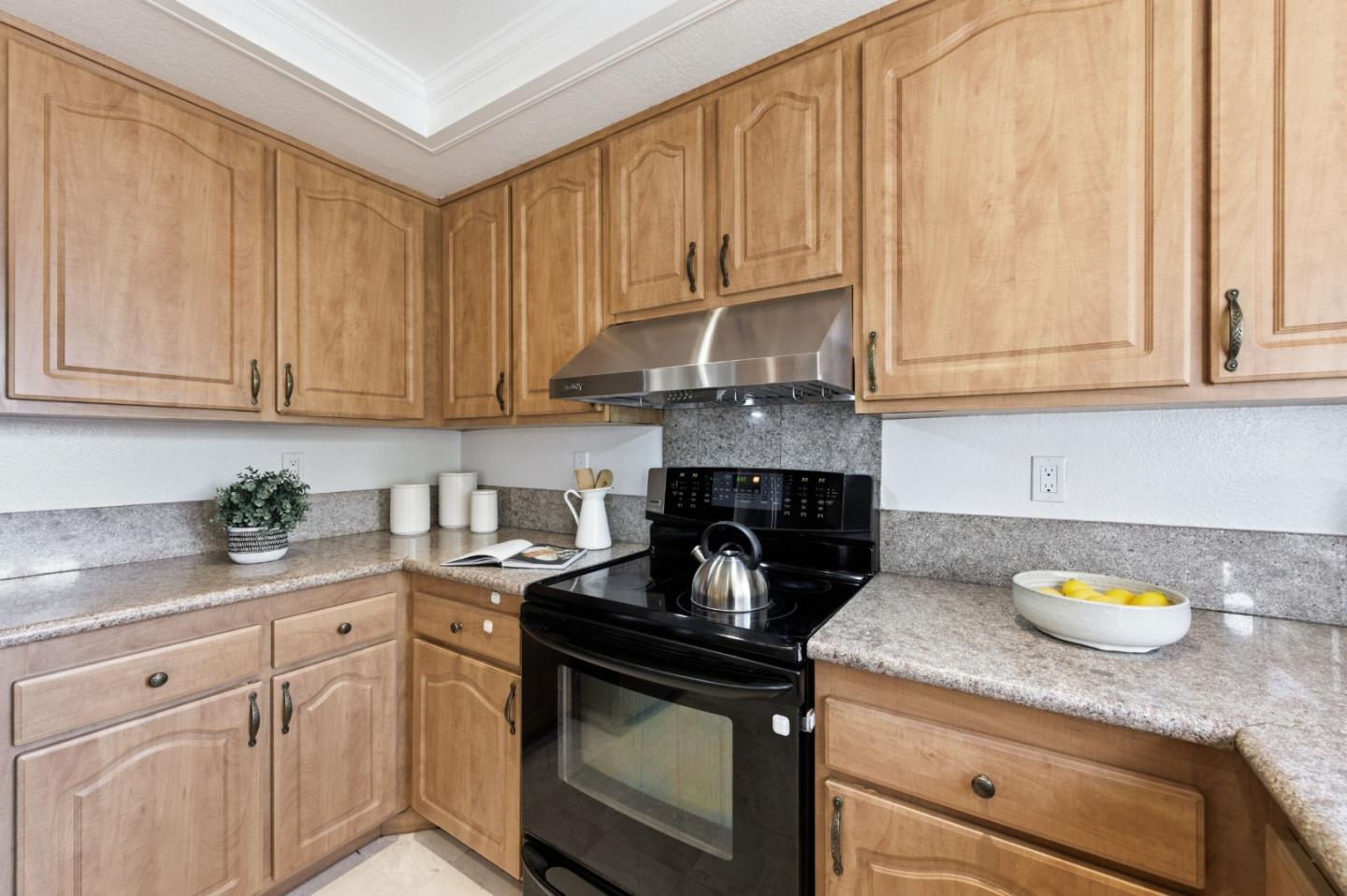 Detail Gallery Image 13 of 78 For 4819 Kenwood St, Union City,  CA 94587 - 3 Beds | 2/1 Baths