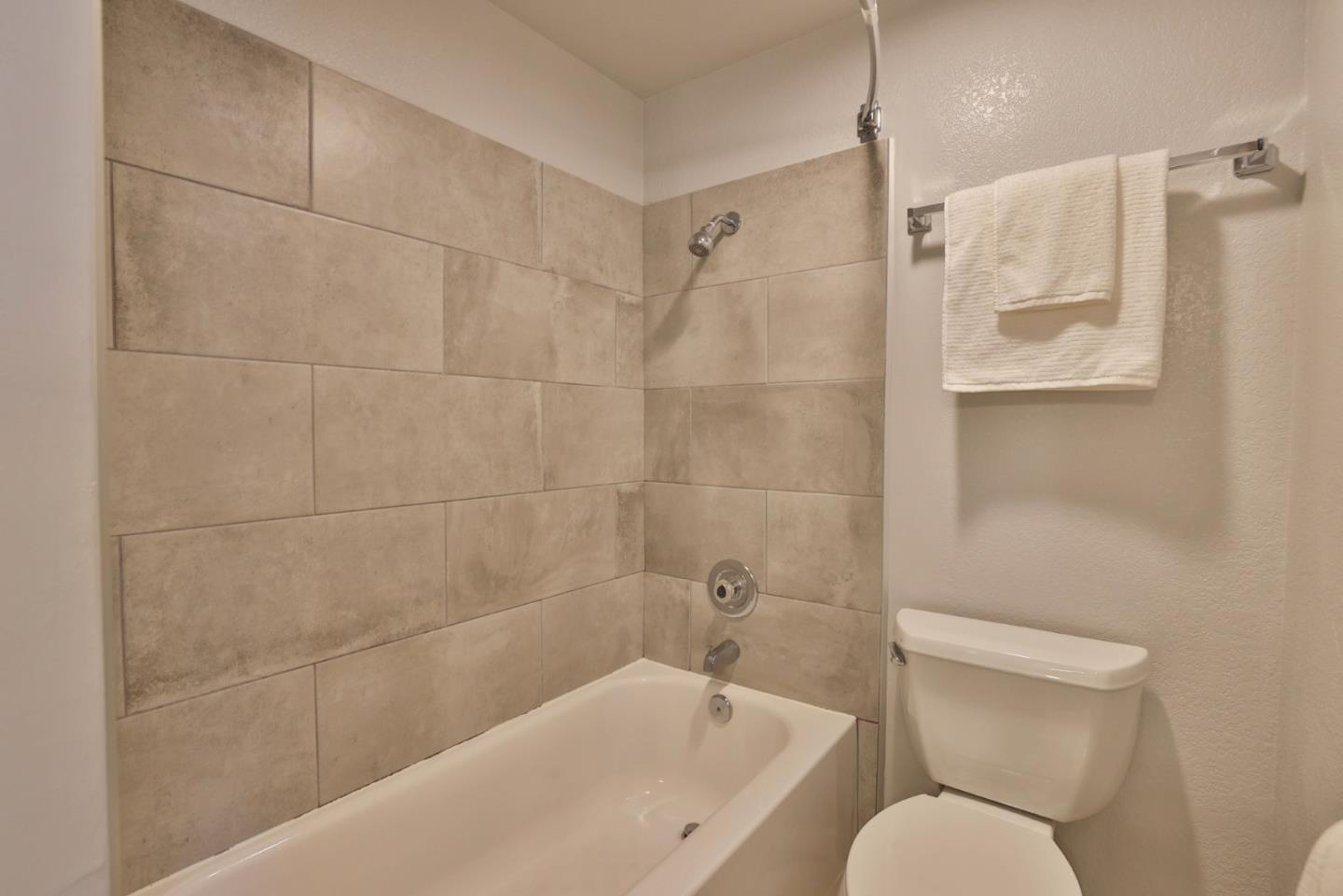 Photo #21: ML82036026 Listing: Photo #21