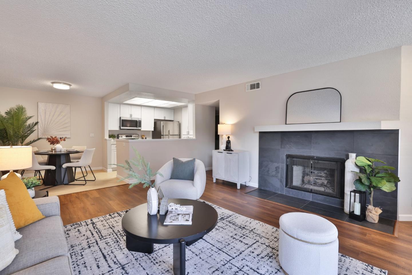 Photo #8: ML82036026 Listing: Photo #8