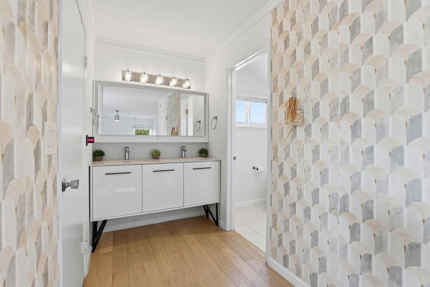 Detail Gallery Image 21 of 31 For 1558 Calle Enrique, Pleasanton,  CA 94566 - 3 Beds | 2 Baths