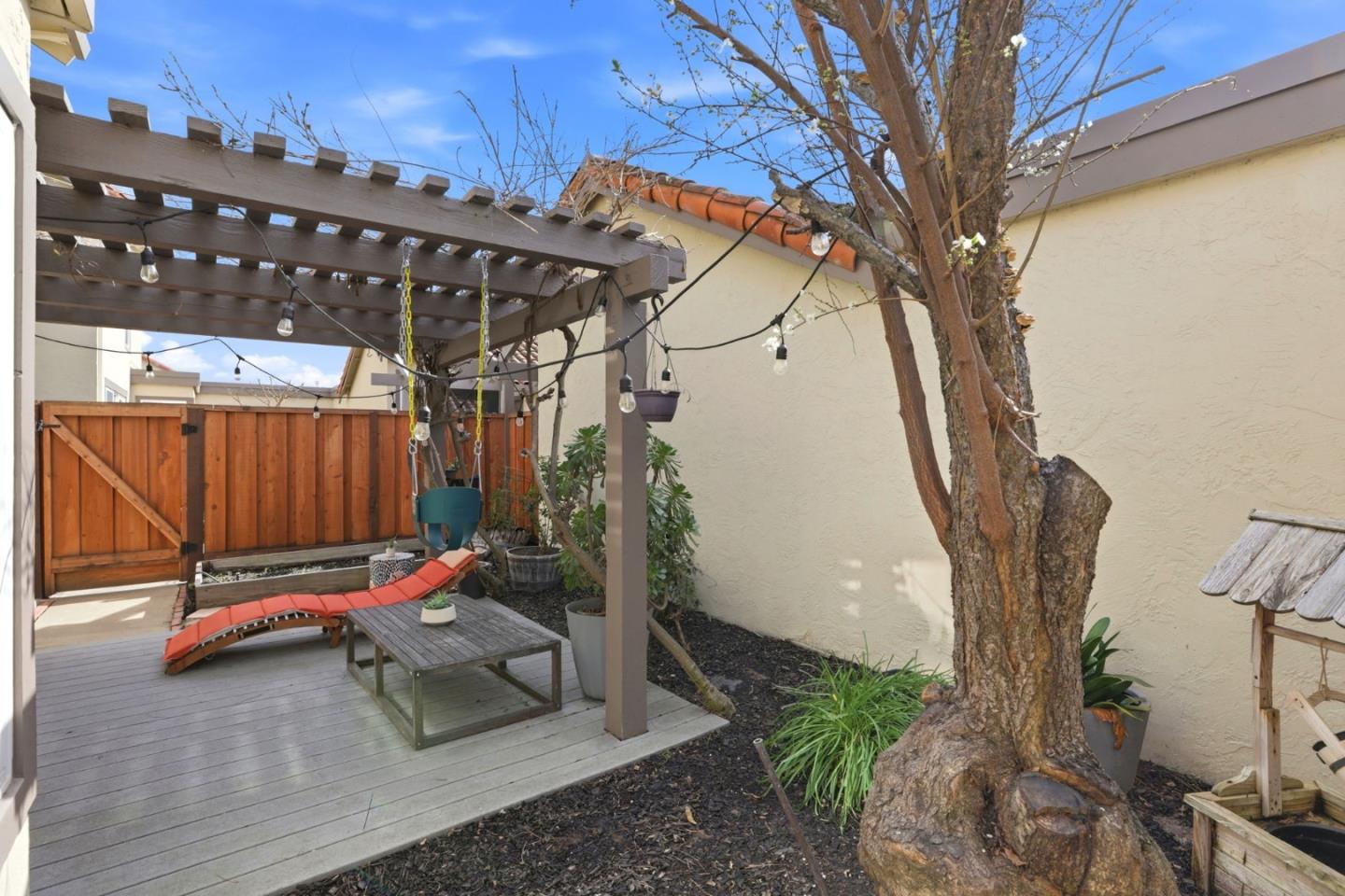 Detail Gallery Image 27 of 31 For 1558 Calle Enrique, Pleasanton,  CA 94566 - 3 Beds | 2 Baths
