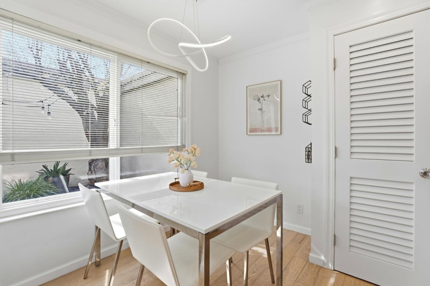 Detail Gallery Image 9 of 31 For 1558 Calle Enrique, Pleasanton,  CA 94566 - 3 Beds | 2 Baths