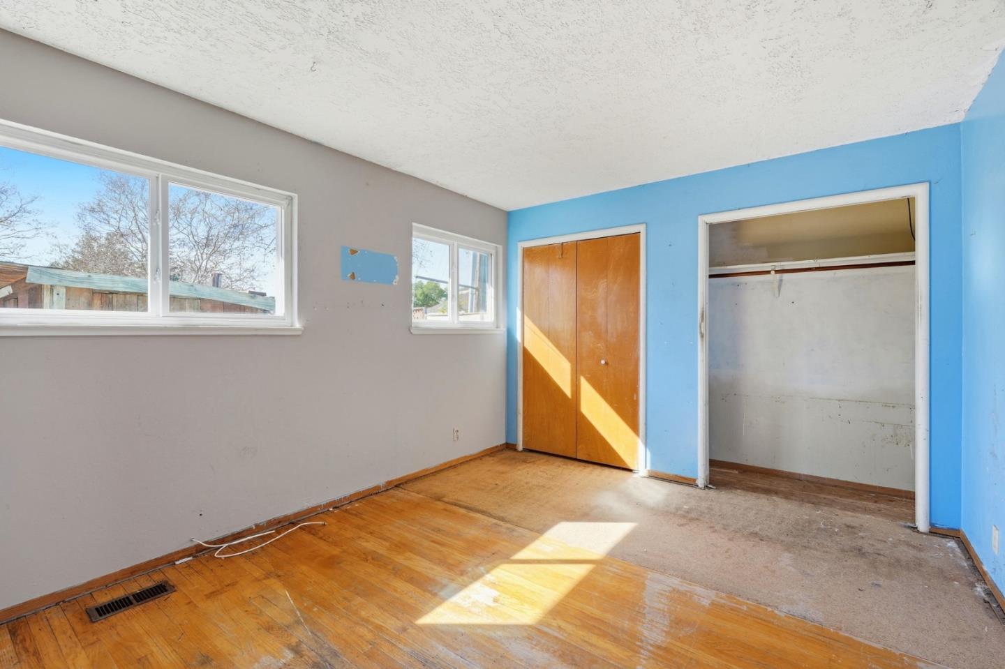 Detail Gallery Image 22 of 40 For 2298 Sunrise Dr, San Jose,  CA 95124 - 3 Beds | 2 Baths