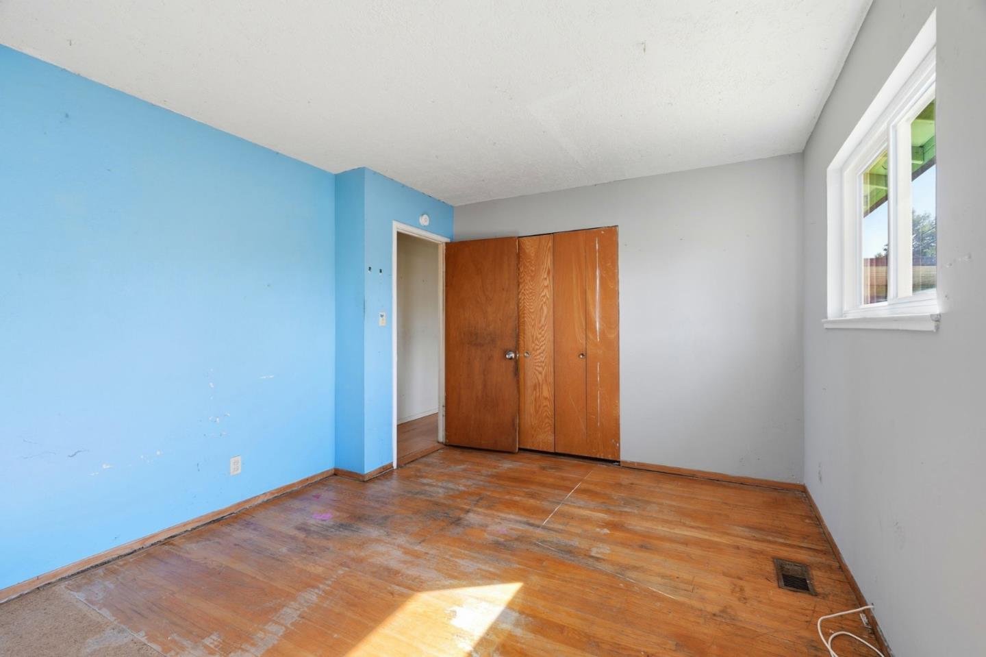 Detail Gallery Image 23 of 40 For 2298 Sunrise Dr, San Jose,  CA 95124 - 3 Beds | 2 Baths