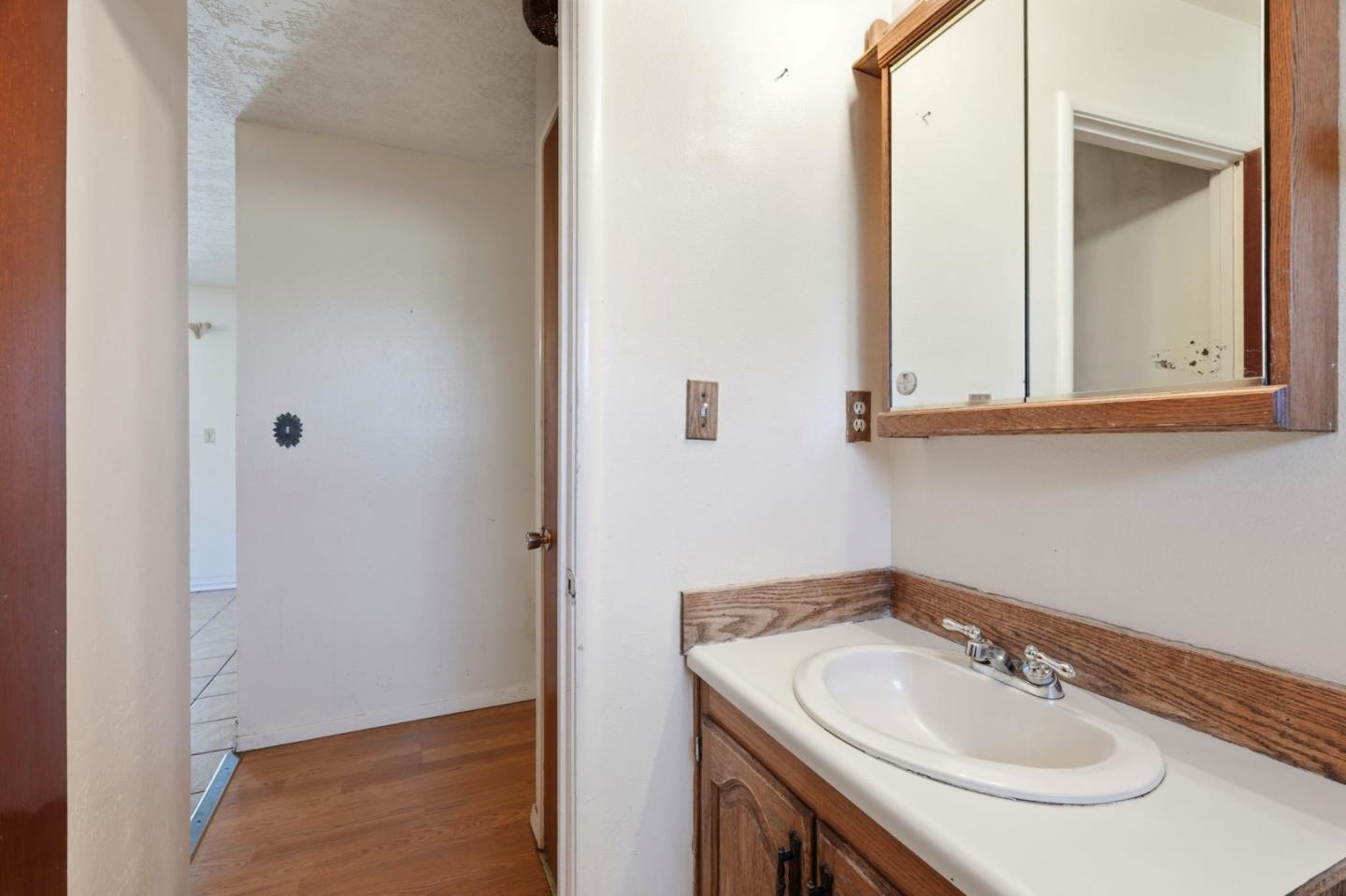 Detail Gallery Image 25 of 40 For 2298 Sunrise Dr, San Jose,  CA 95124 - 3 Beds | 2 Baths