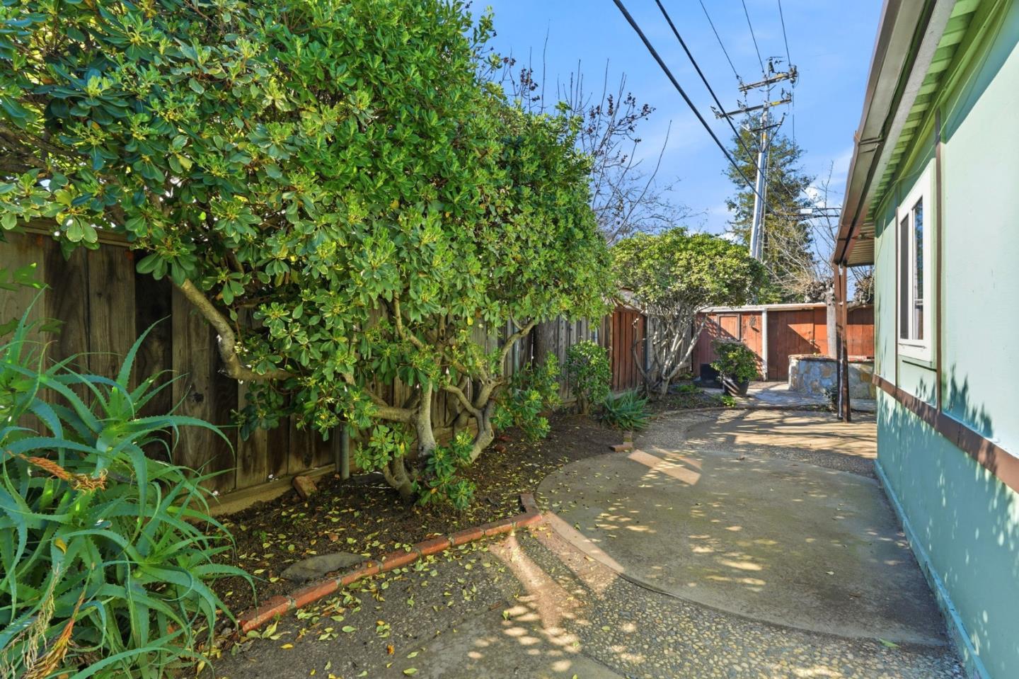 Detail Gallery Image 37 of 40 For 2298 Sunrise Dr, San Jose,  CA 95124 - 3 Beds | 2 Baths