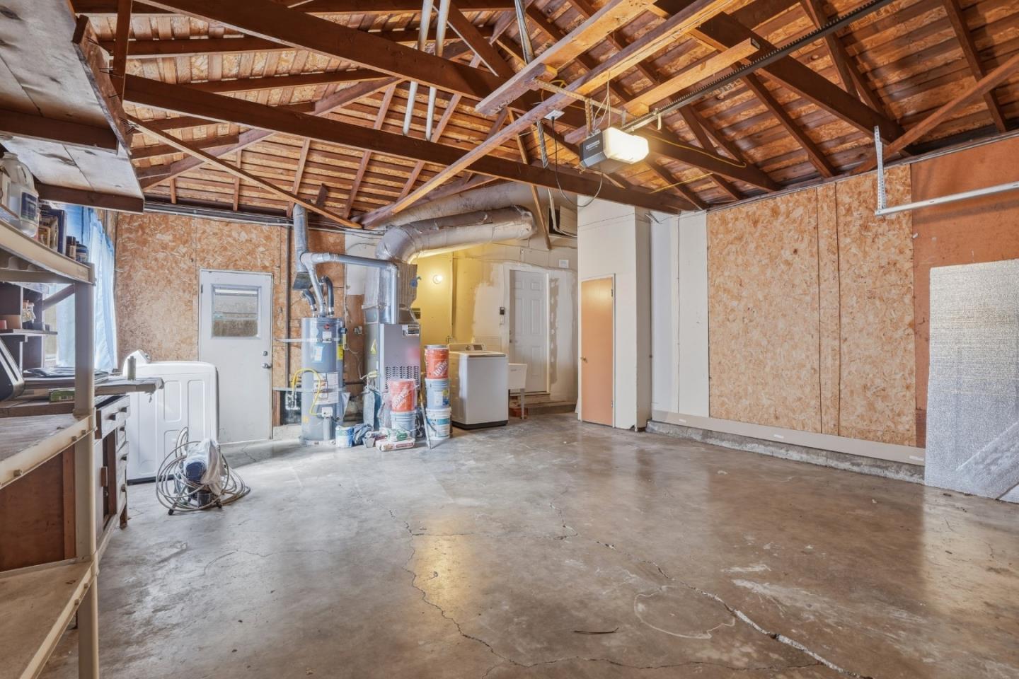 Detail Gallery Image 29 of 54 For 2115 Clarke Ave, East Palo Alto,  CA 94303 - 3 Beds | 1/1 Baths